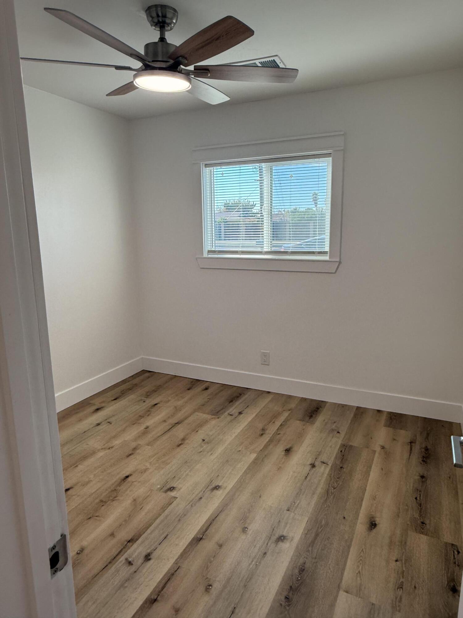 11541 11th Ave, Hanford, CA 93230