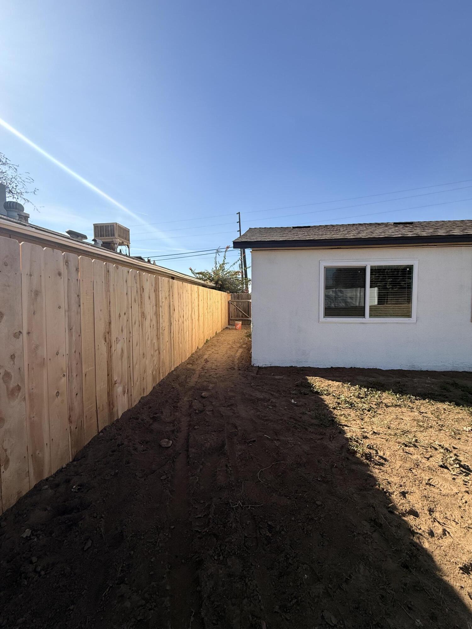 11541 11th Ave, Hanford, CA 93230