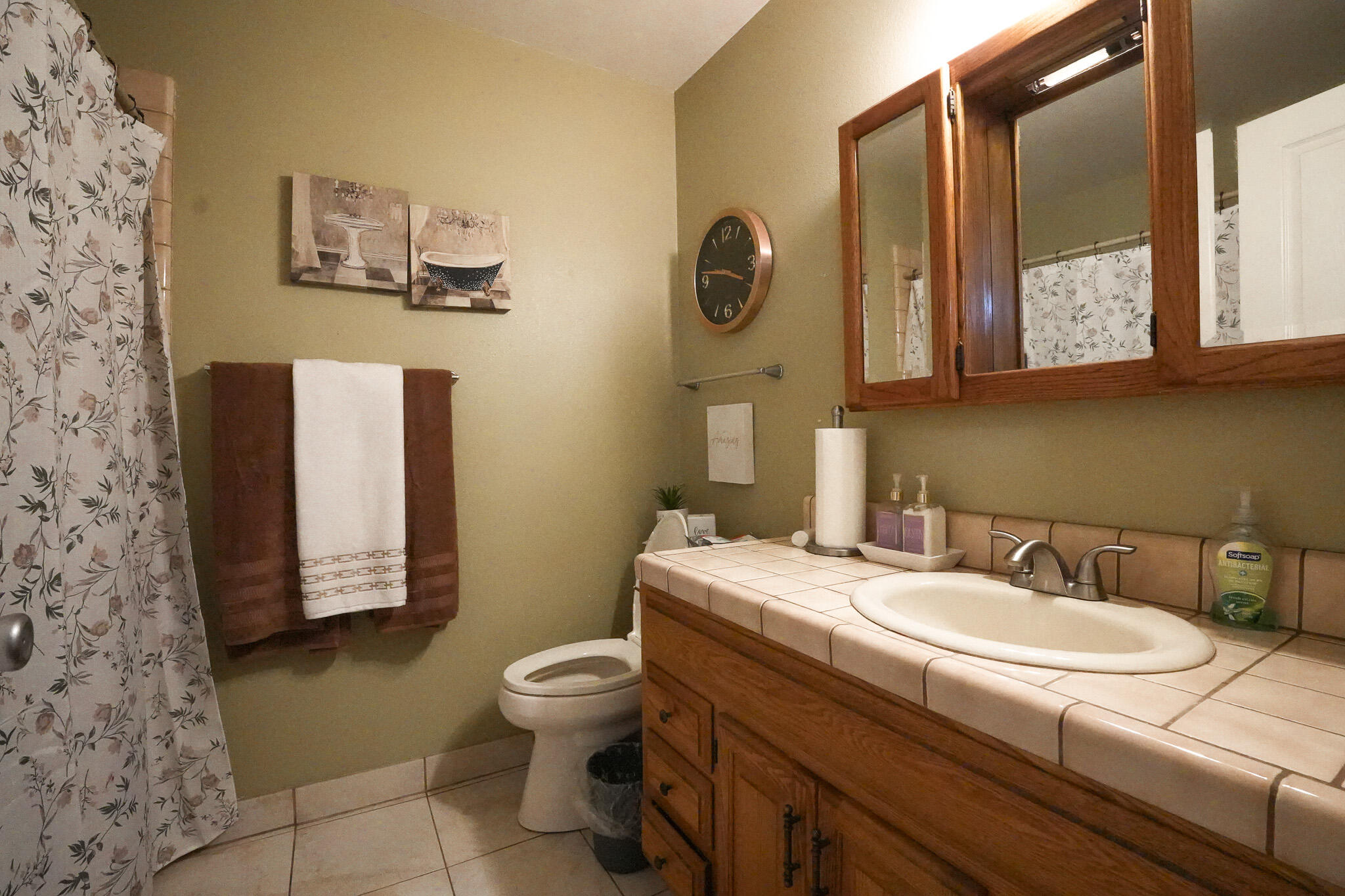 2922 S Linda Vista St, Visalia, CA 93277