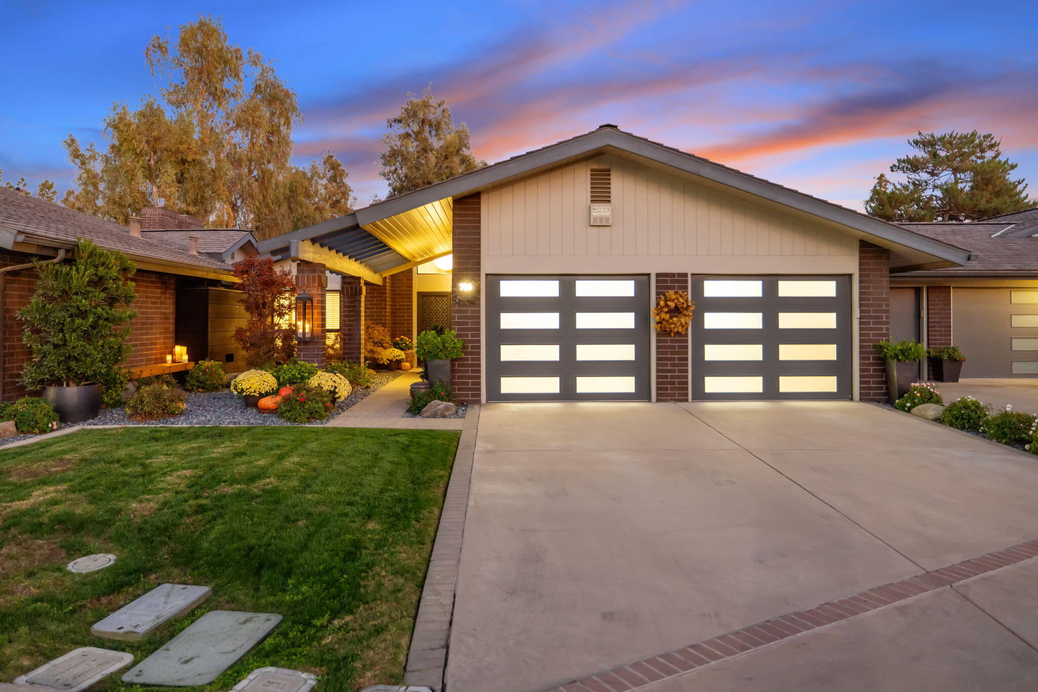 716 N Silvervale Dr, Visalia, CA 93291