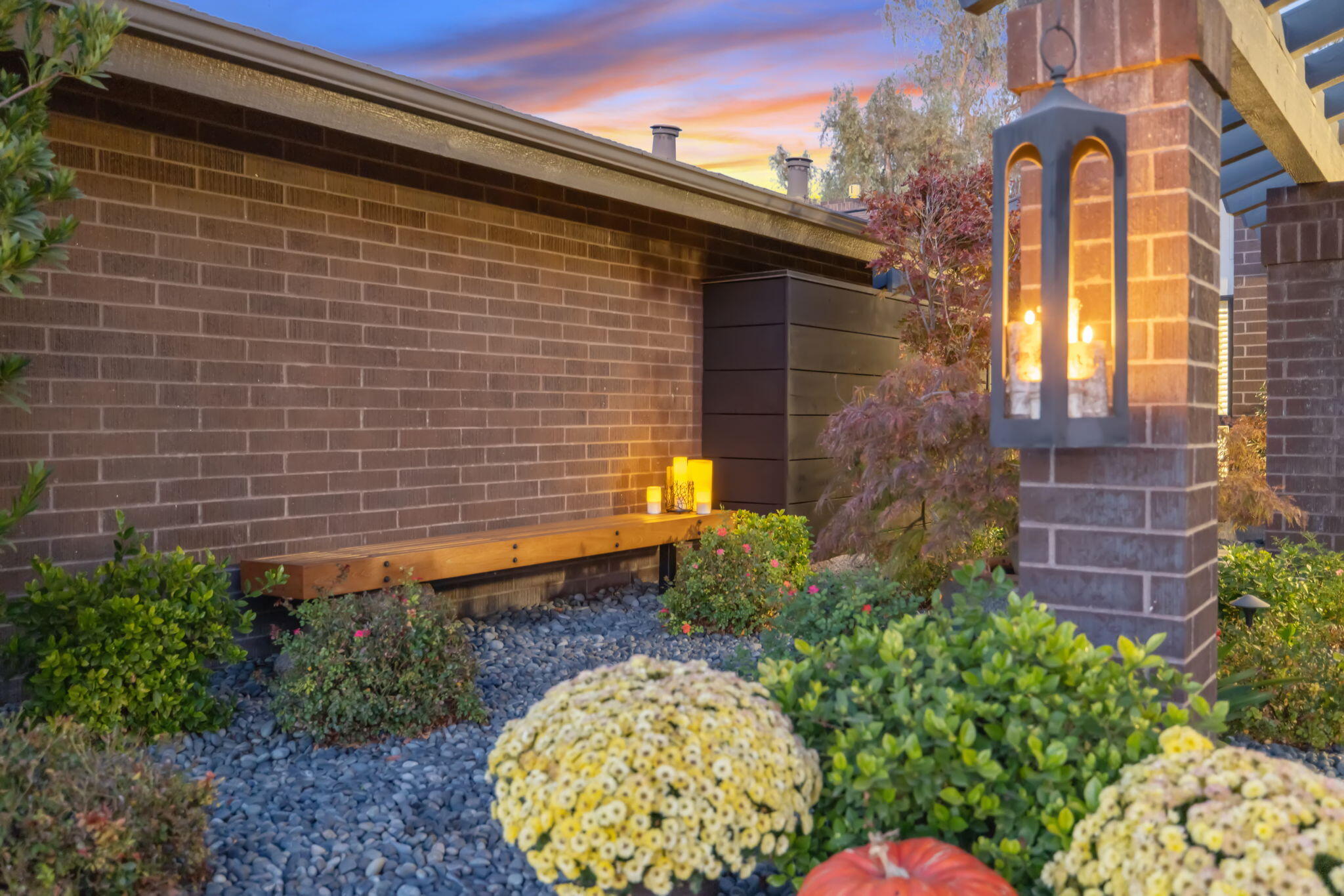 716 N Silvervale Dr, Visalia, CA 93291