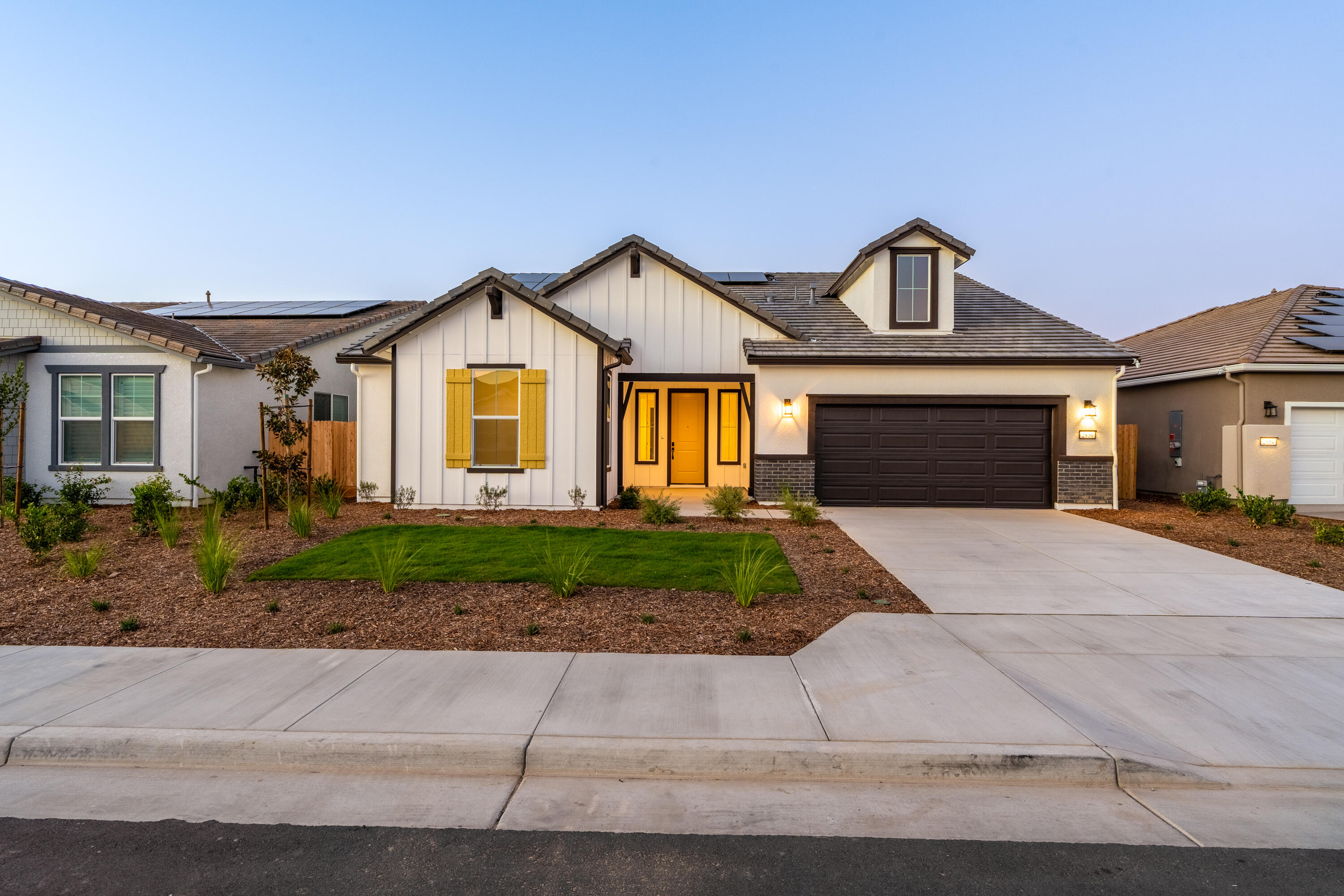 2936 Crystal Downs Ave, Tulare, CA 93274