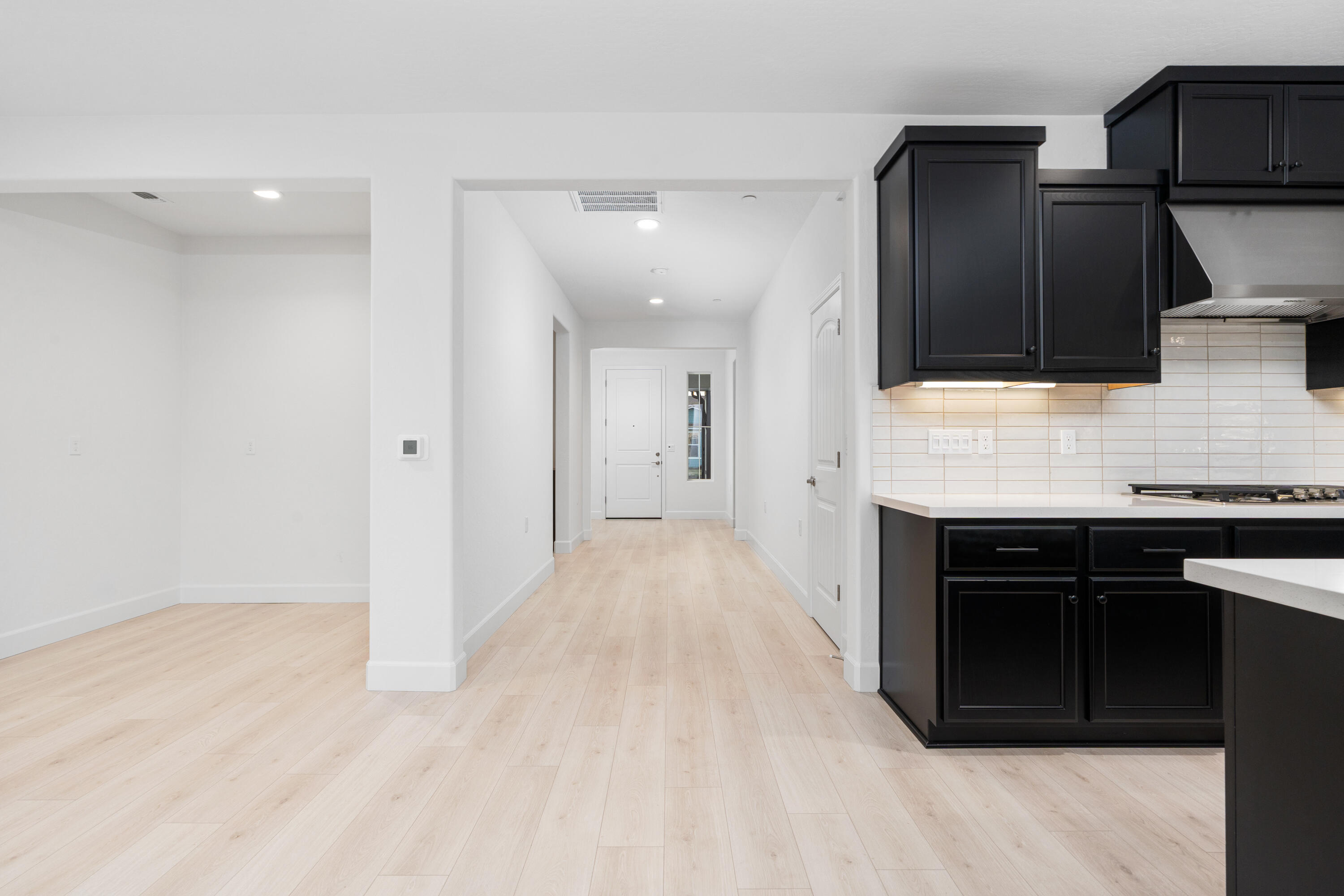 2936 Crystal Downs Ave, Tulare, CA 93274