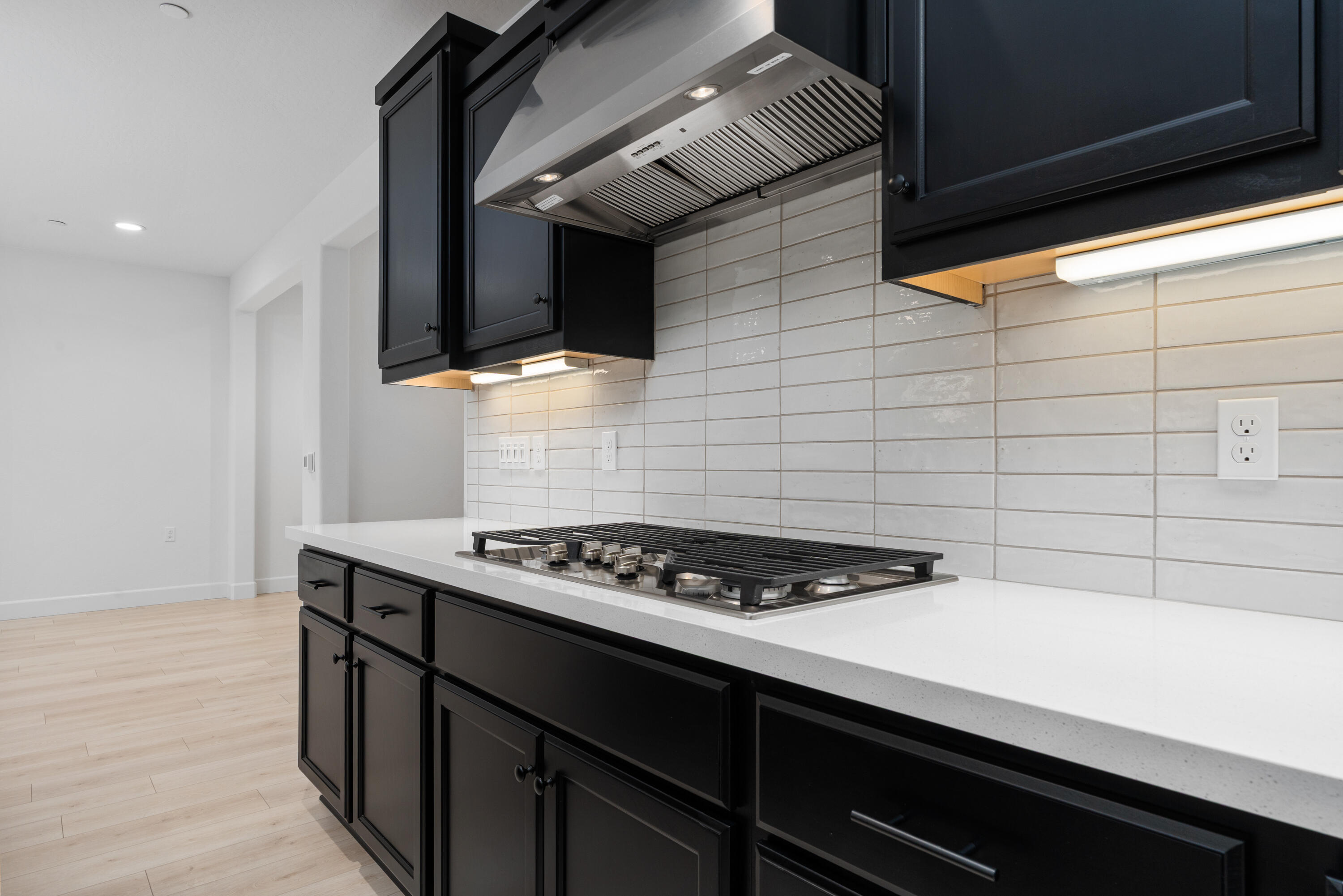 2936 Crystal Downs Ave, Tulare, CA 93274