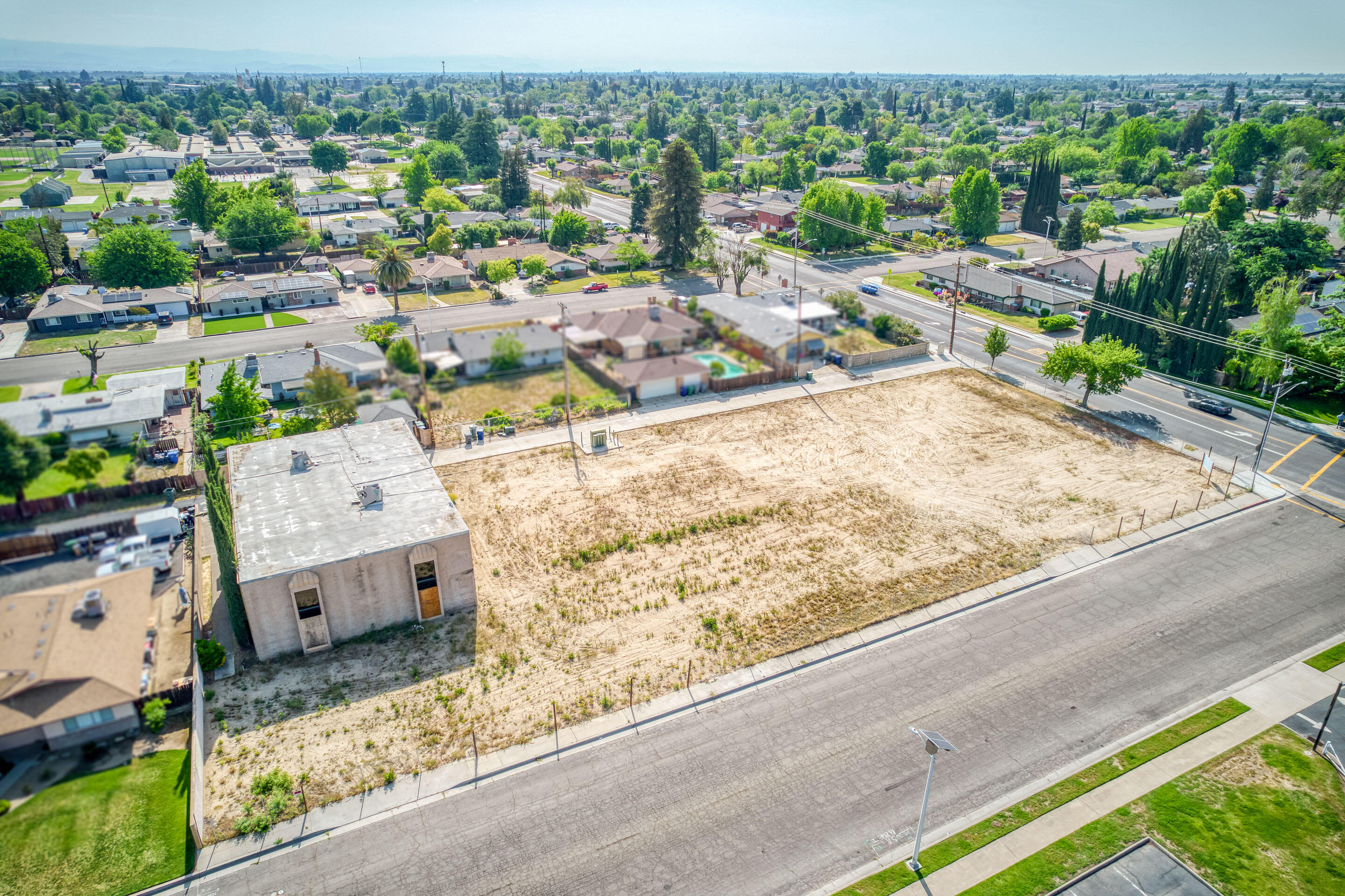 1803 Sunset Ave, Madera, CA 93637