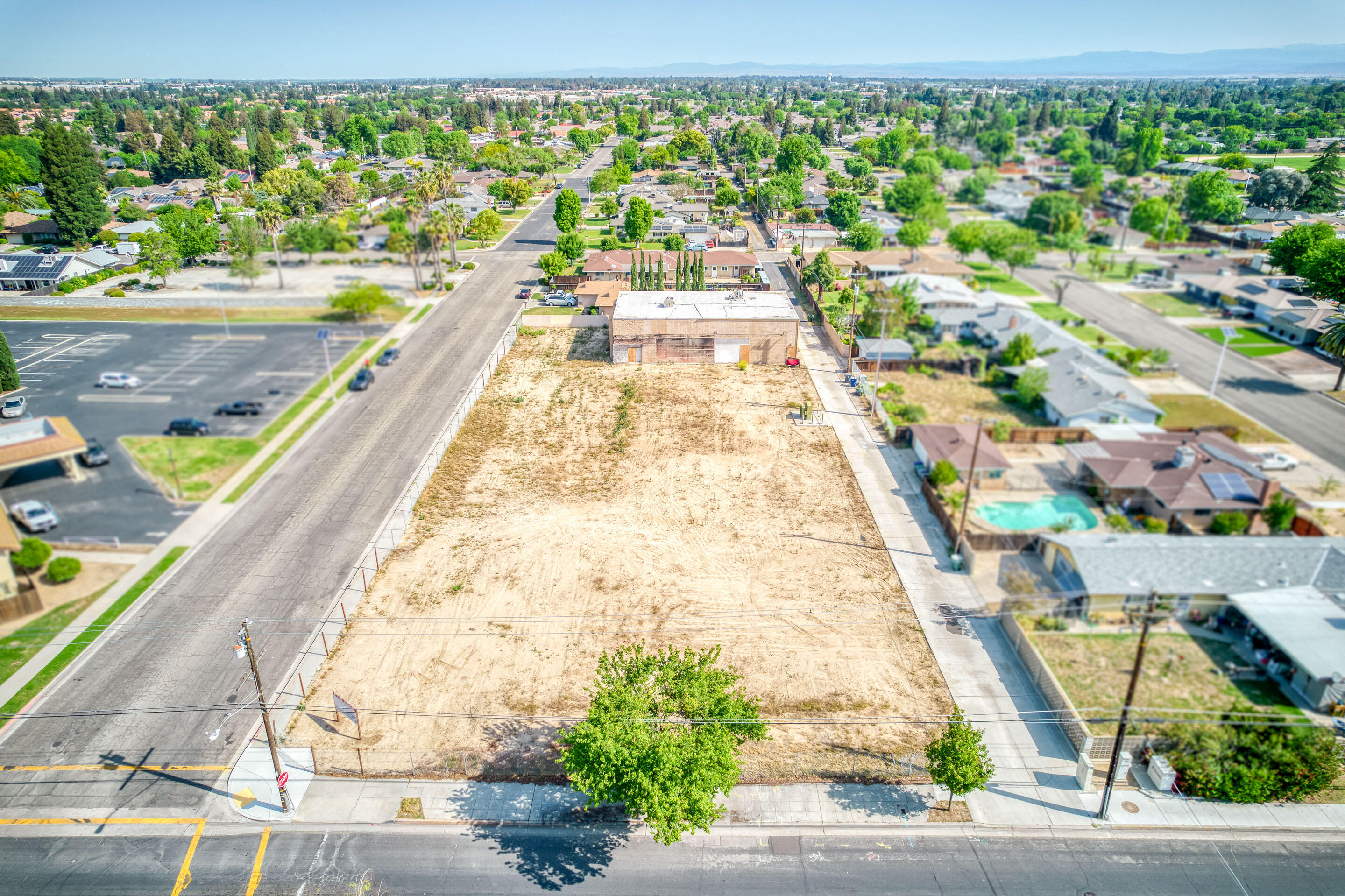1803 Sunset Ave, Madera, CA 93637