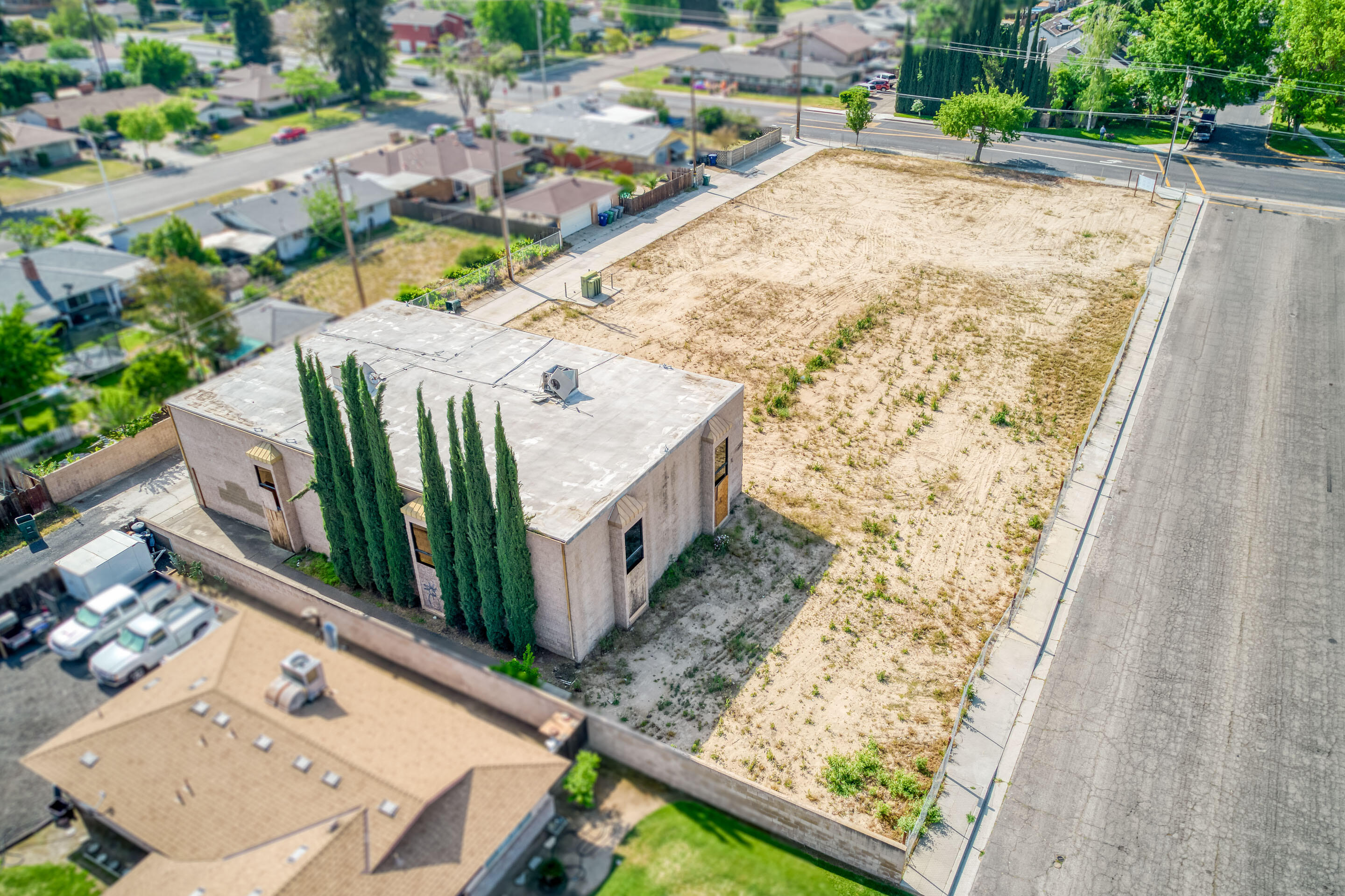 1803 Sunset Ave, Madera, CA 93637
