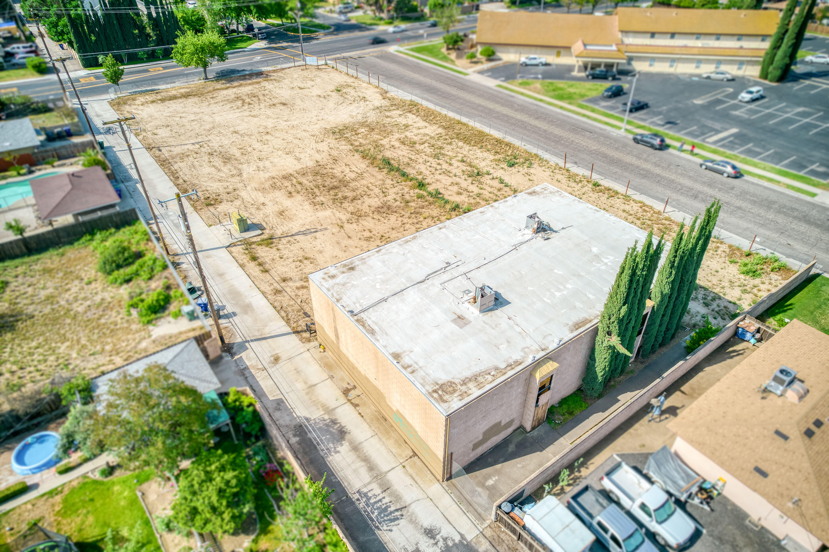 1803 Sunset Ave, Madera, CA 93637