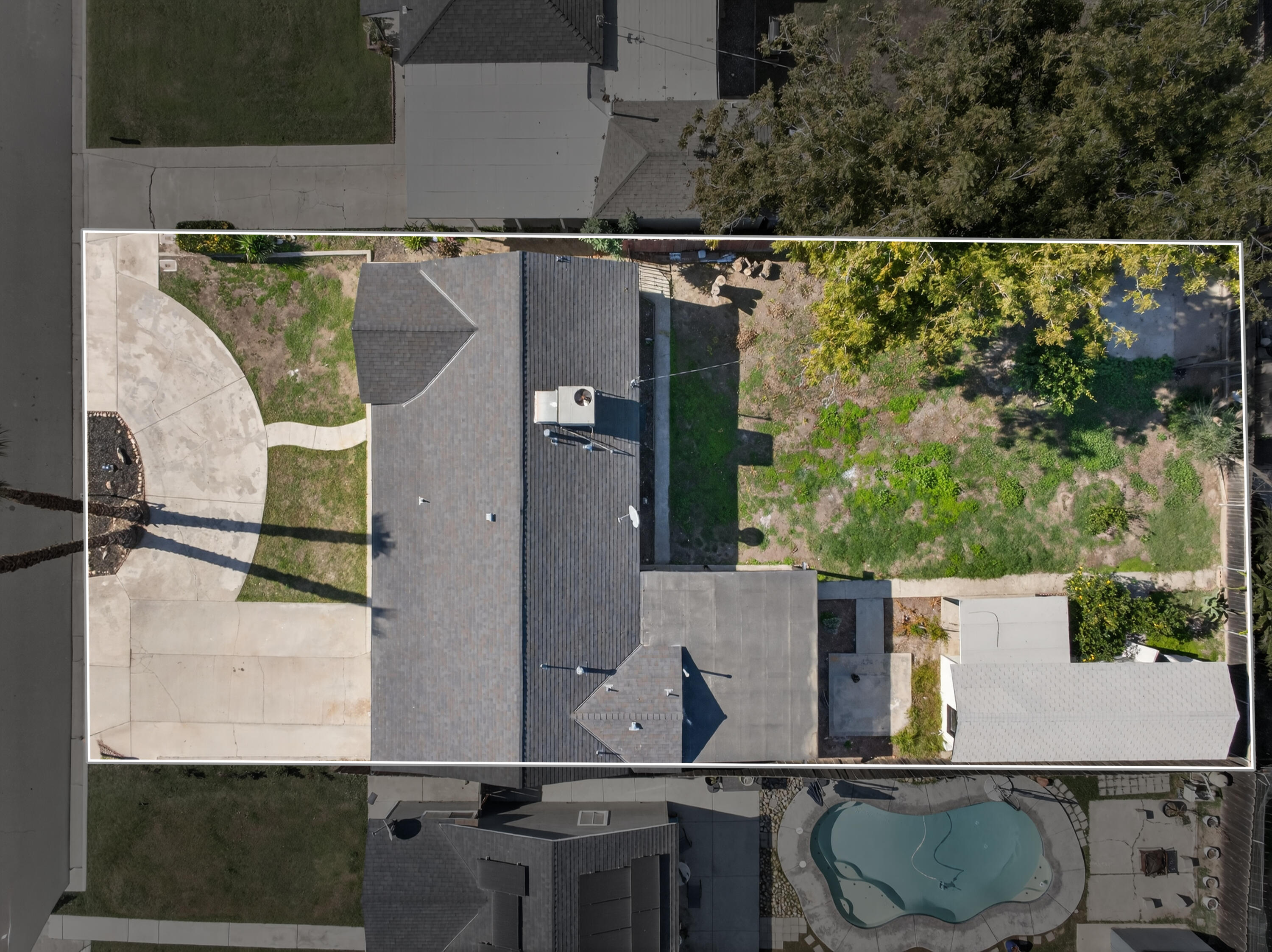 202 W Gail Ave, Tulare, CA 93274