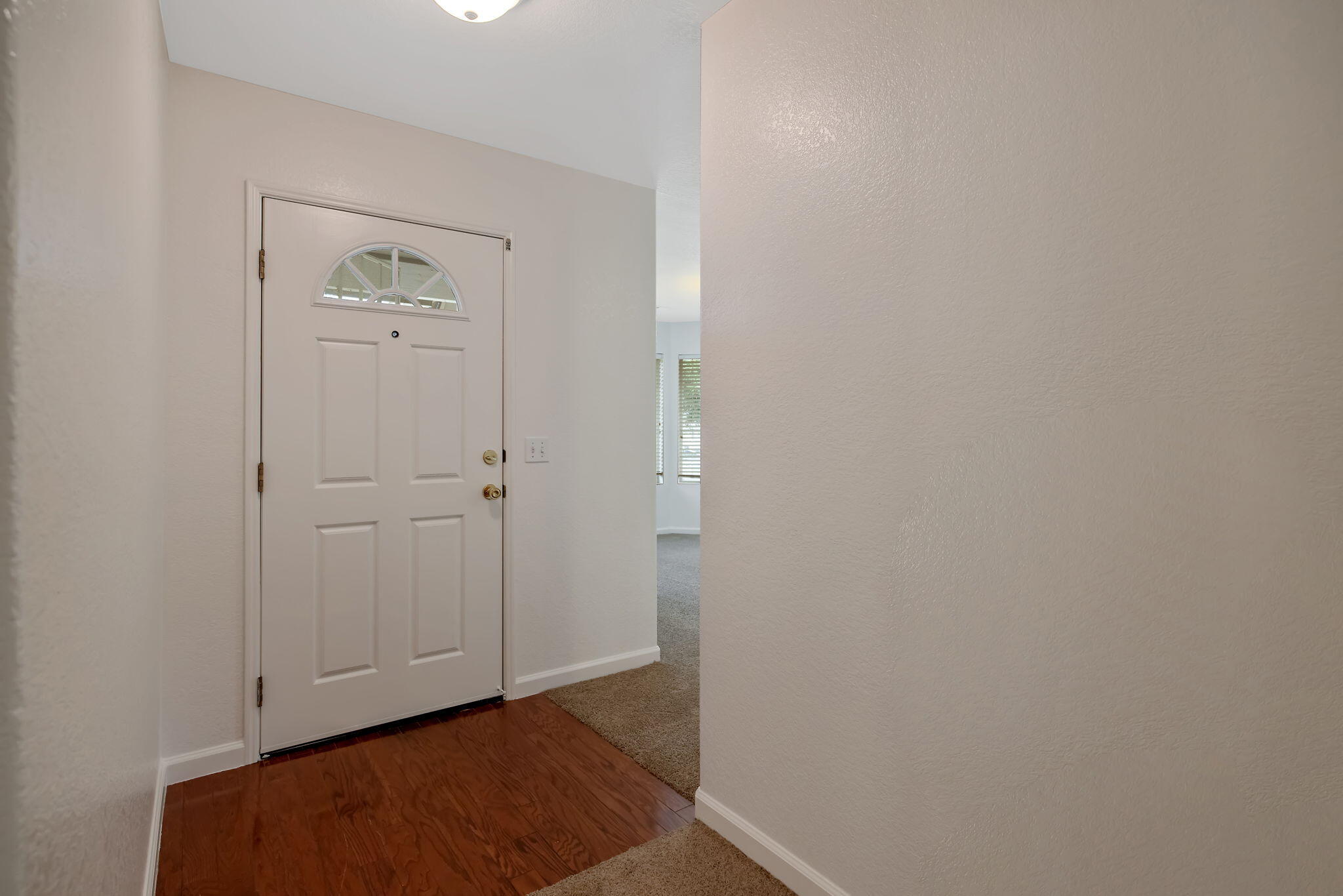 1482 Betty St, Exeter, CA 93221