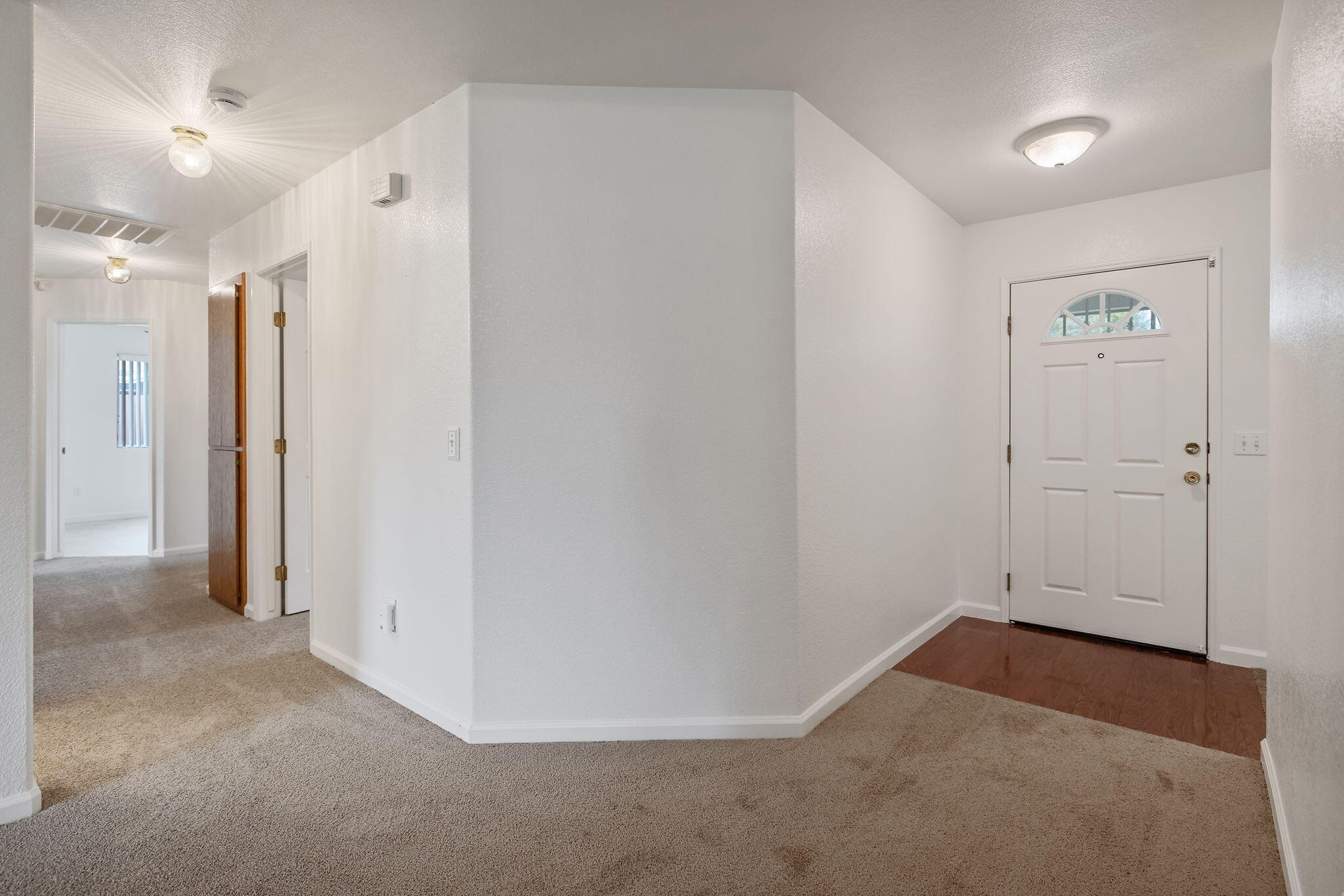 1482 Betty St, Exeter, CA 93221