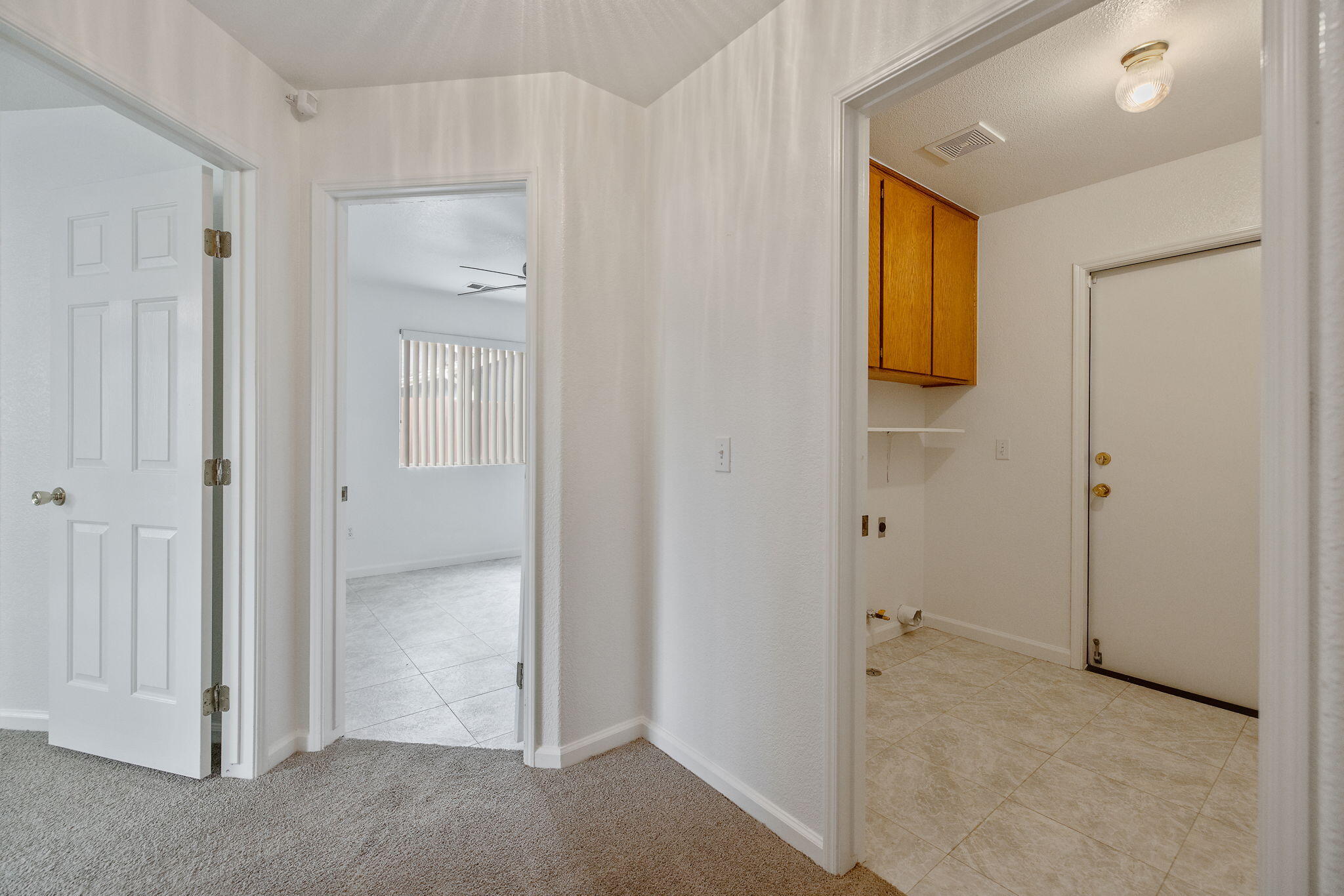 1482 Betty St, Exeter, CA 93221