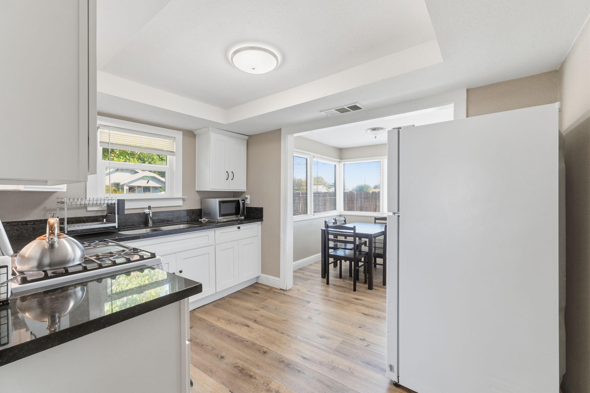 321 N Orange Ave, Exeter, CA 93221