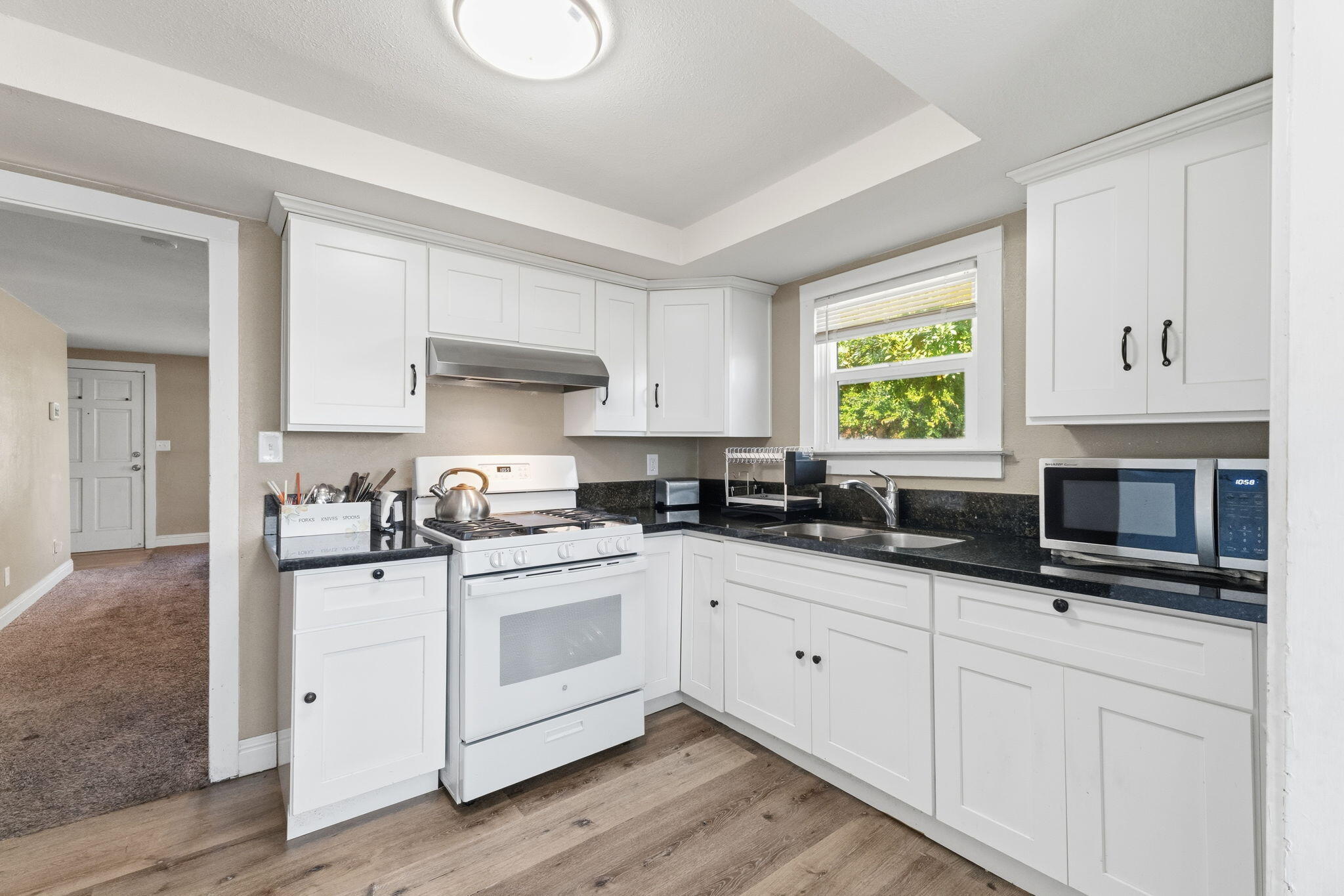 321 N Orange Ave, Exeter, CA 93221