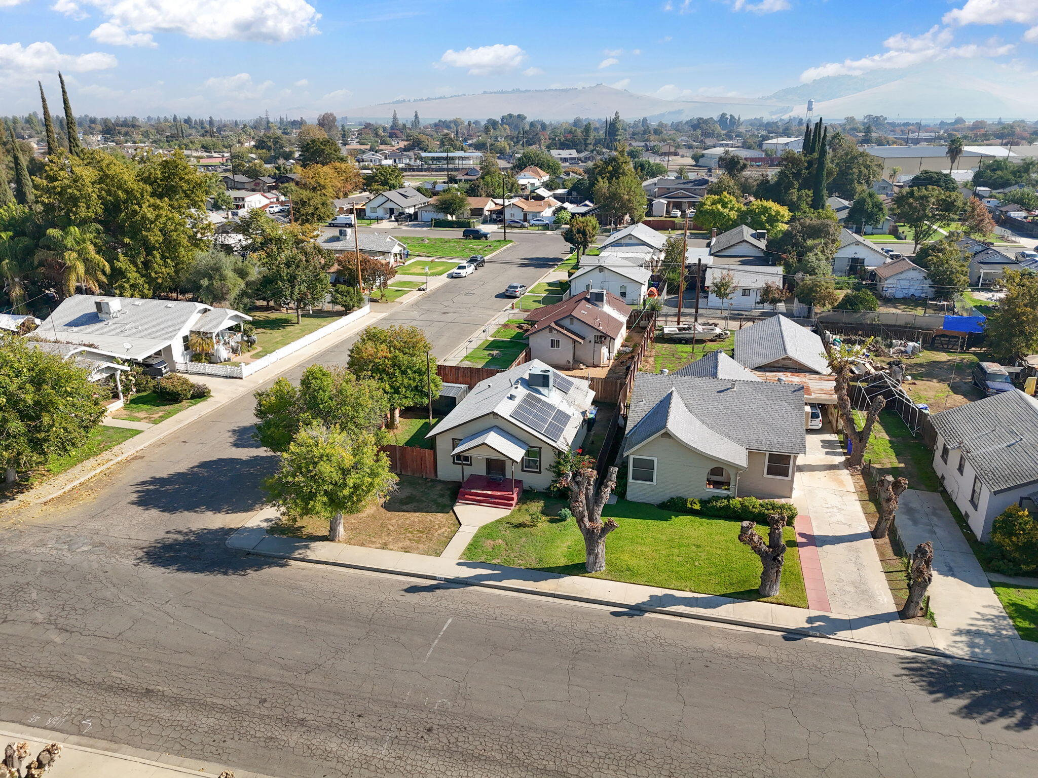 321 N Orange Ave, Exeter, CA 93221