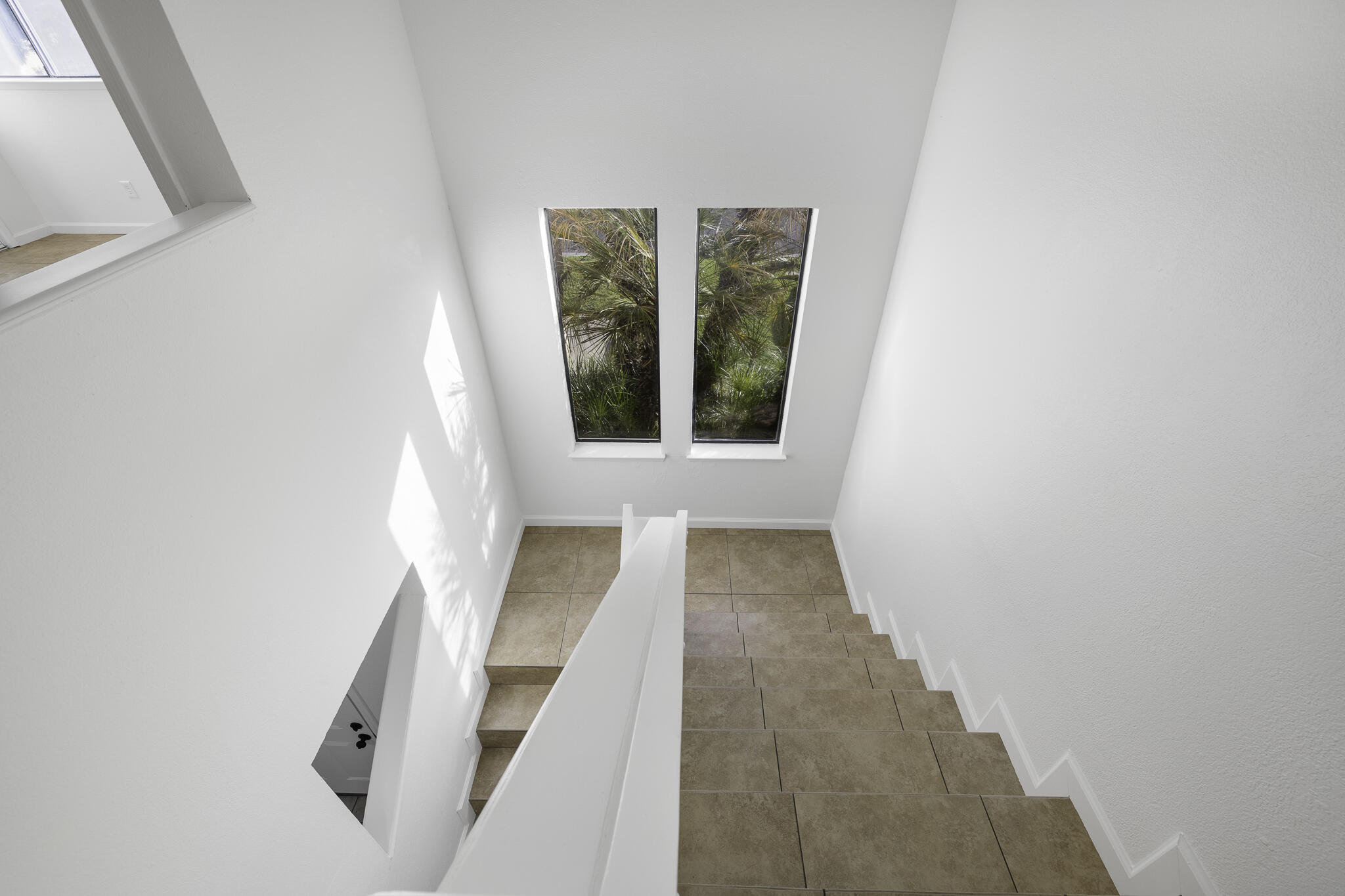 228 E Harold Ct, Visalia, CA 93291