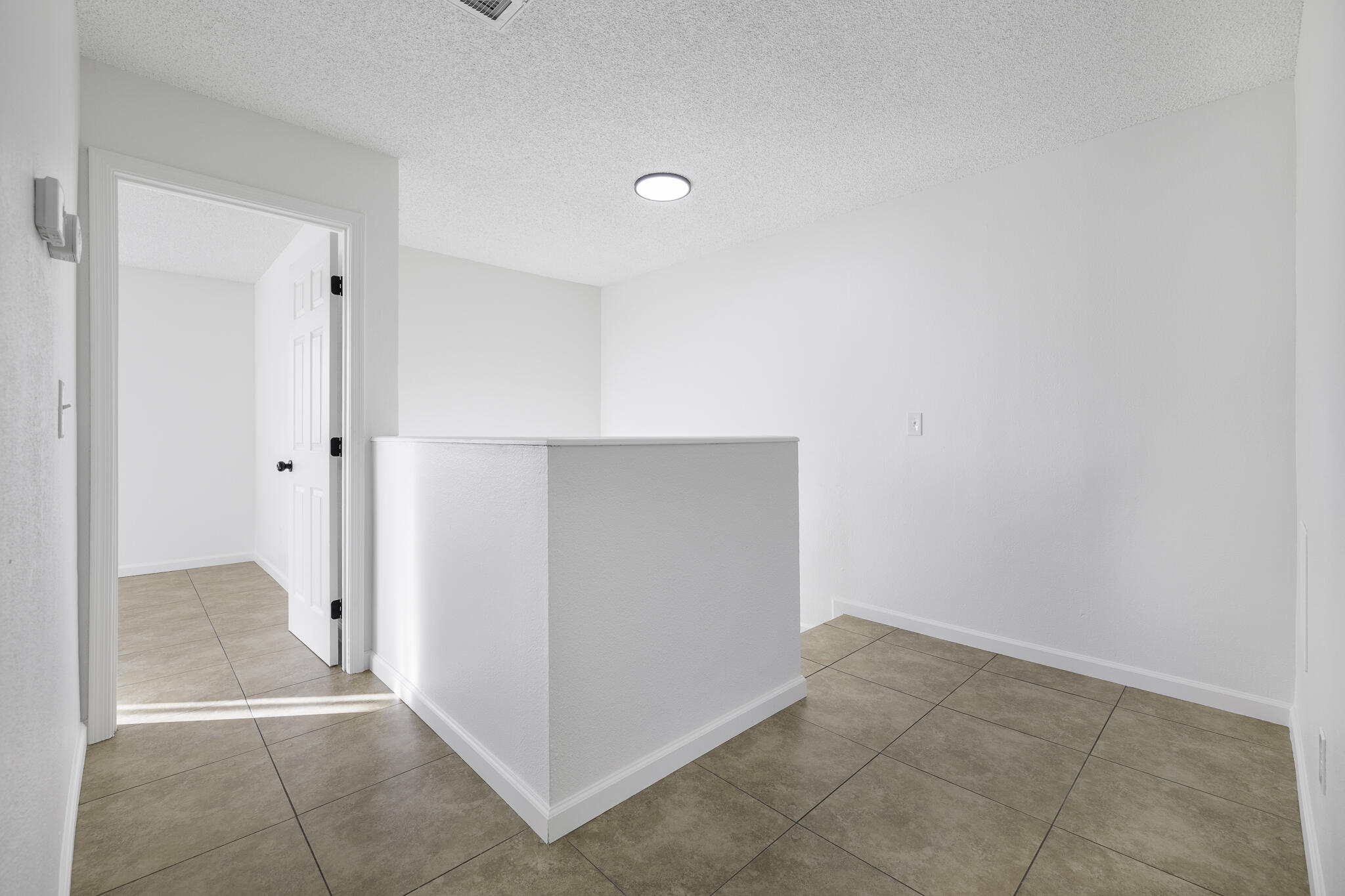 228 E Harold Ct, Visalia, CA 93291