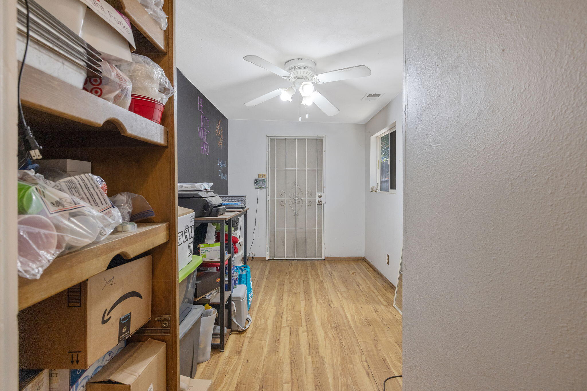 1420 W Meadow Ave, Visalia, CA 93277