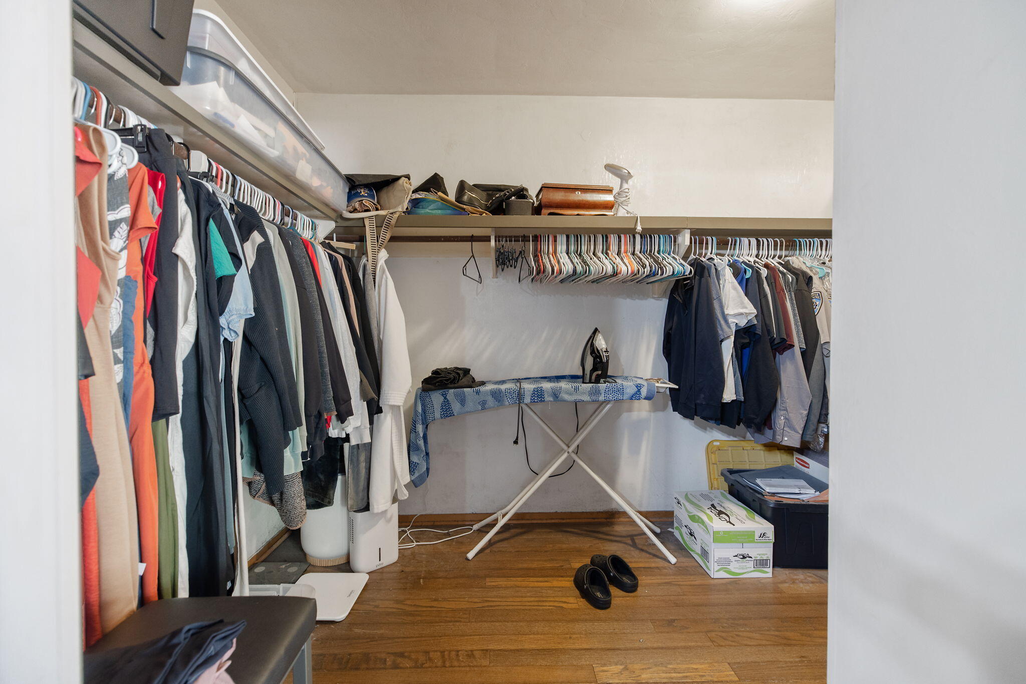 1420 W Meadow Ave, Visalia, CA 93277