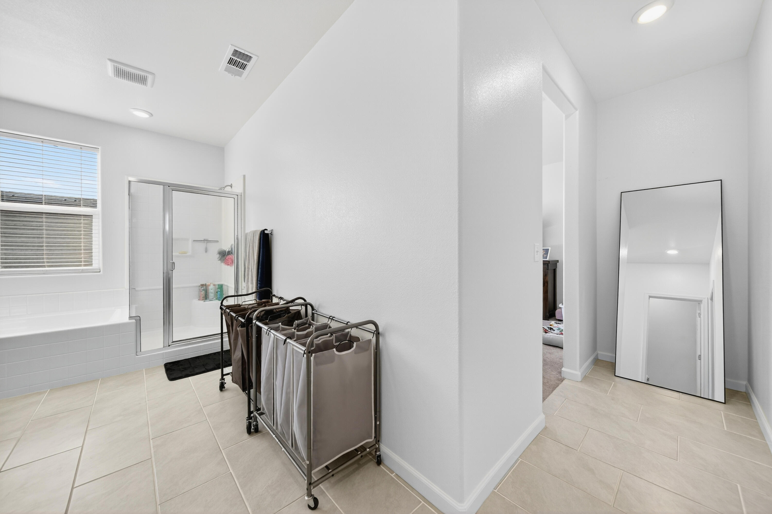 3219 E Mary Ave, Visalia, CA 93292