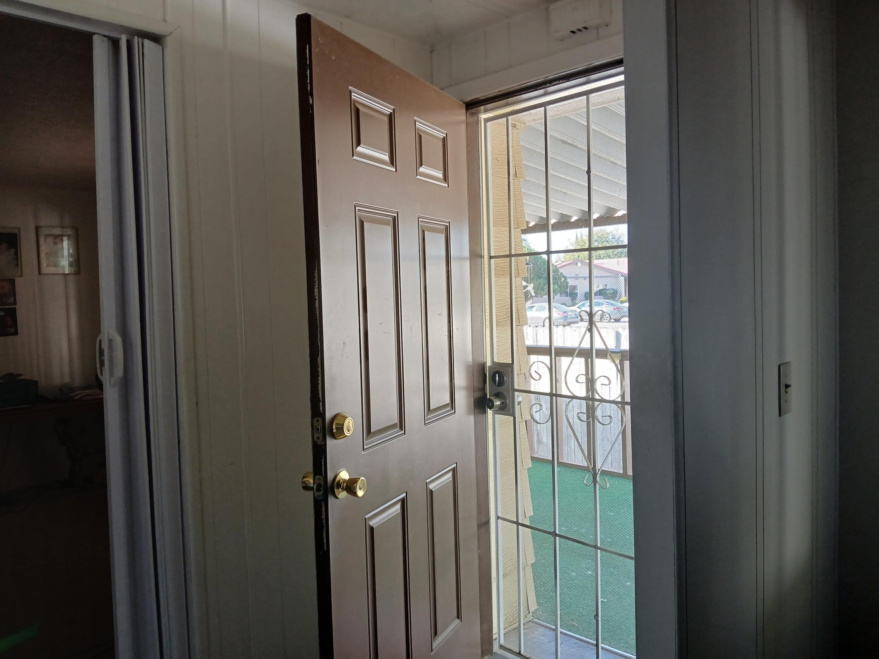 5505 W Tulare Ave #80, Visalia, CA 93277