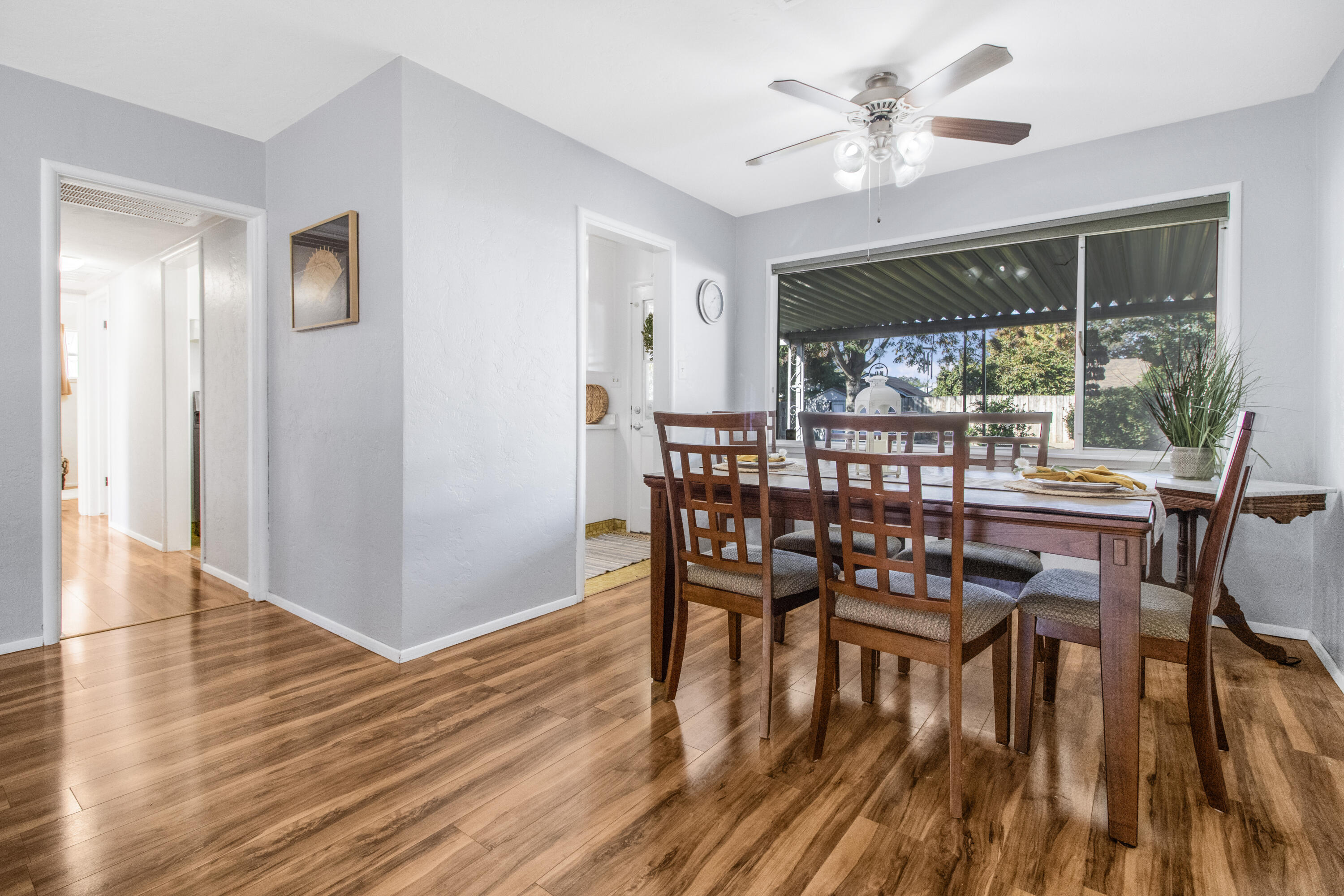 2634 W Iris Ave, Visalia, CA 93277