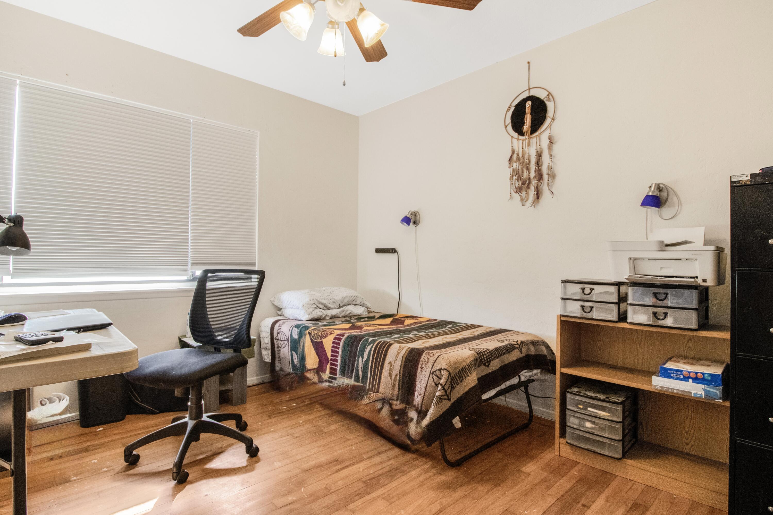 2634 W Iris Ave, Visalia, CA 93277