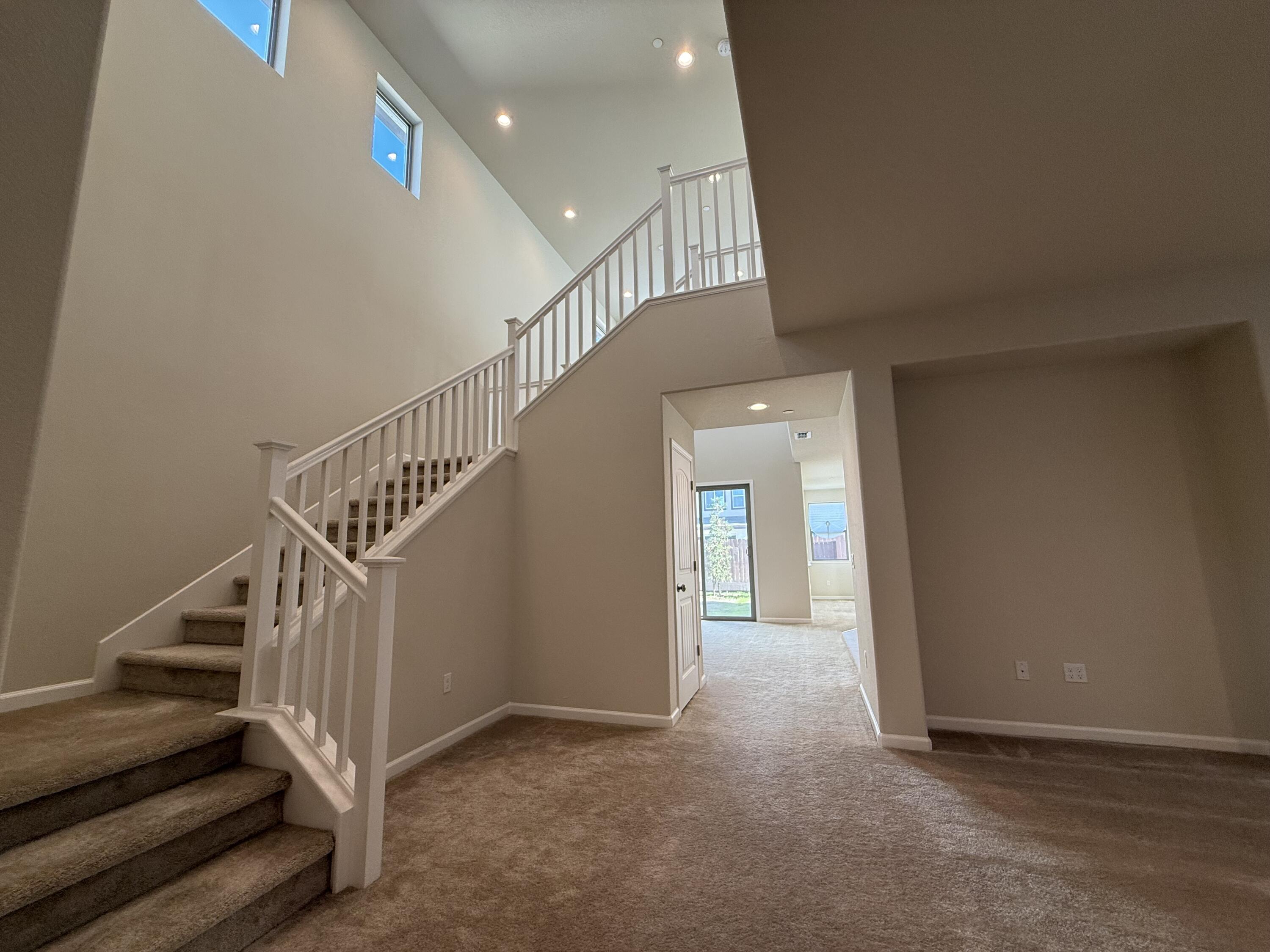 4344 Vanguard Dr, Modesto, CA 95358