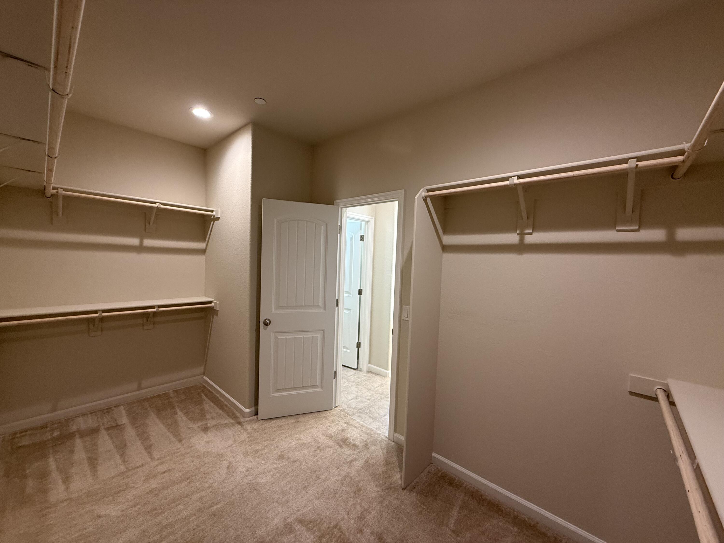 4344 Vanguard Dr, Modesto, CA 95358