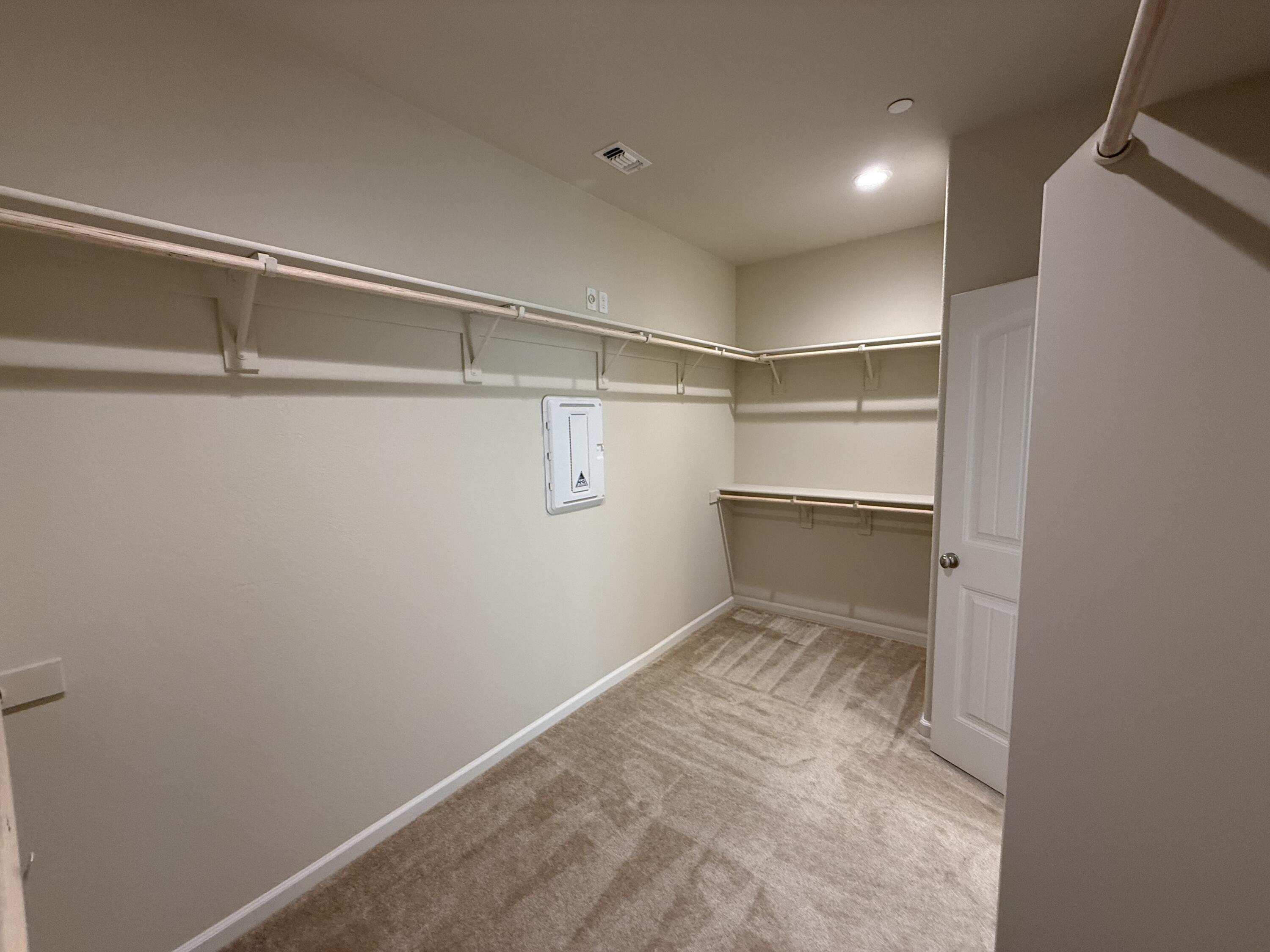 4344 Vanguard Dr, Modesto, CA 95358