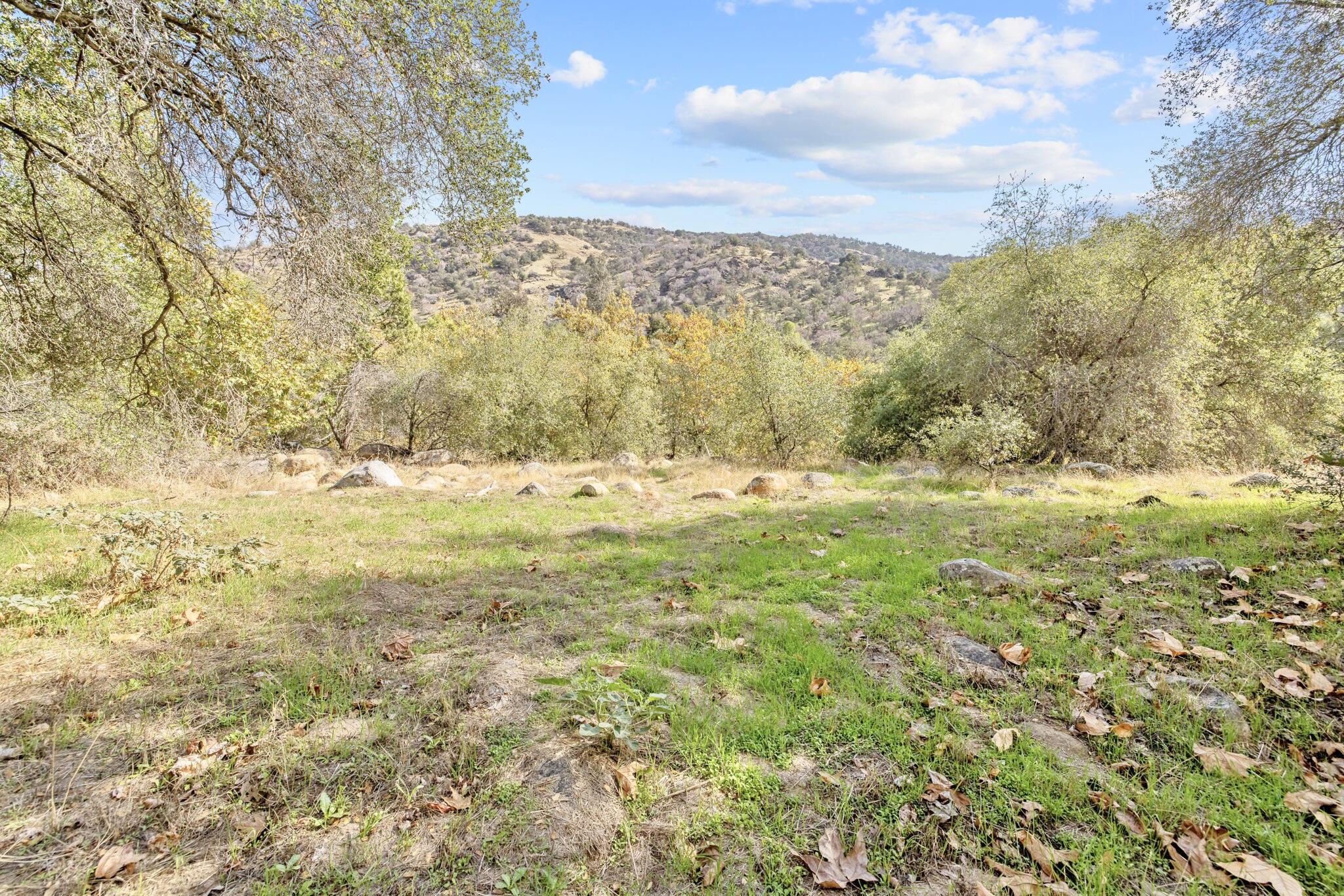 38129 Balch Park Rd, Springville, CA 93265