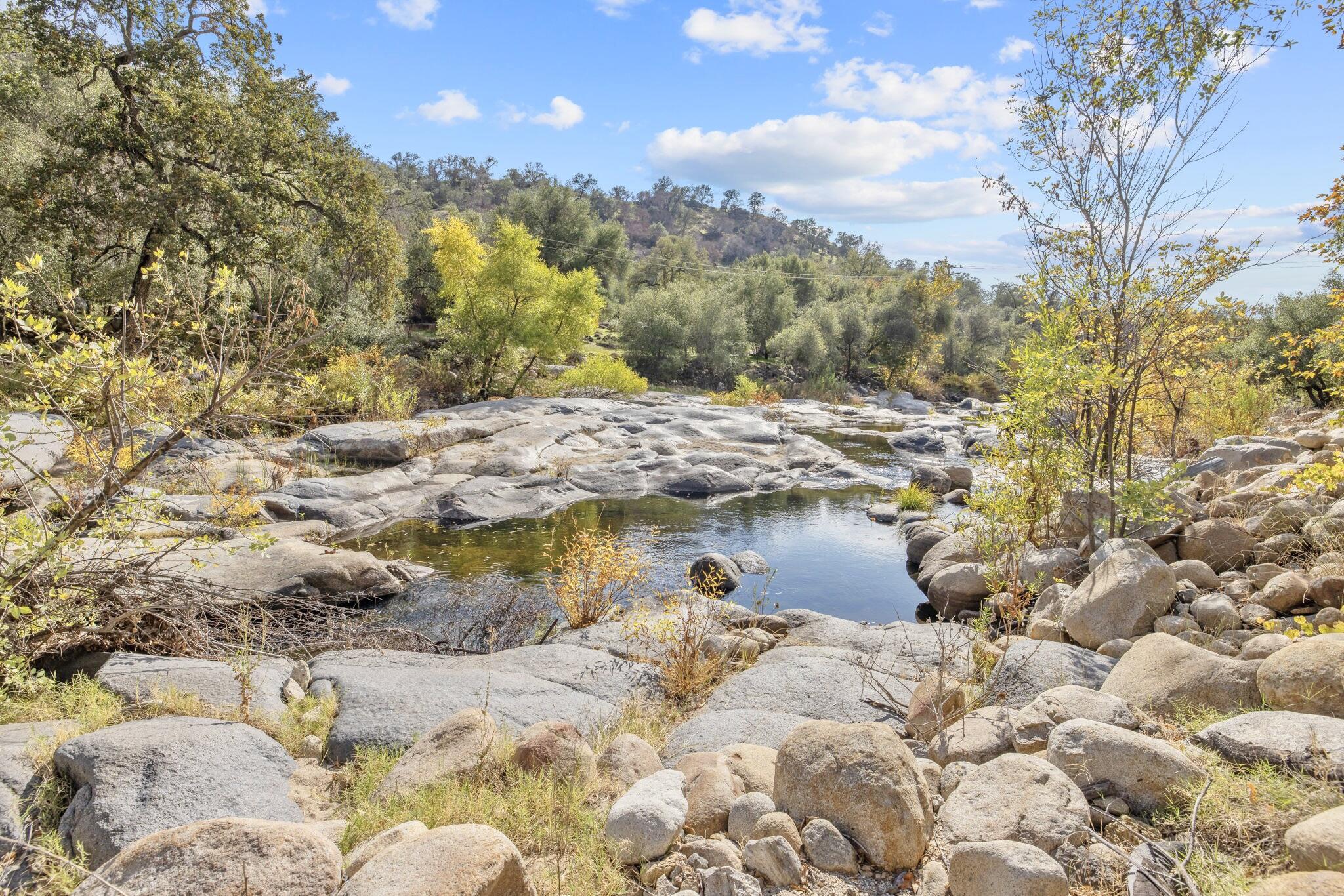 38129 Balch Park Rd, Springville, CA 93265