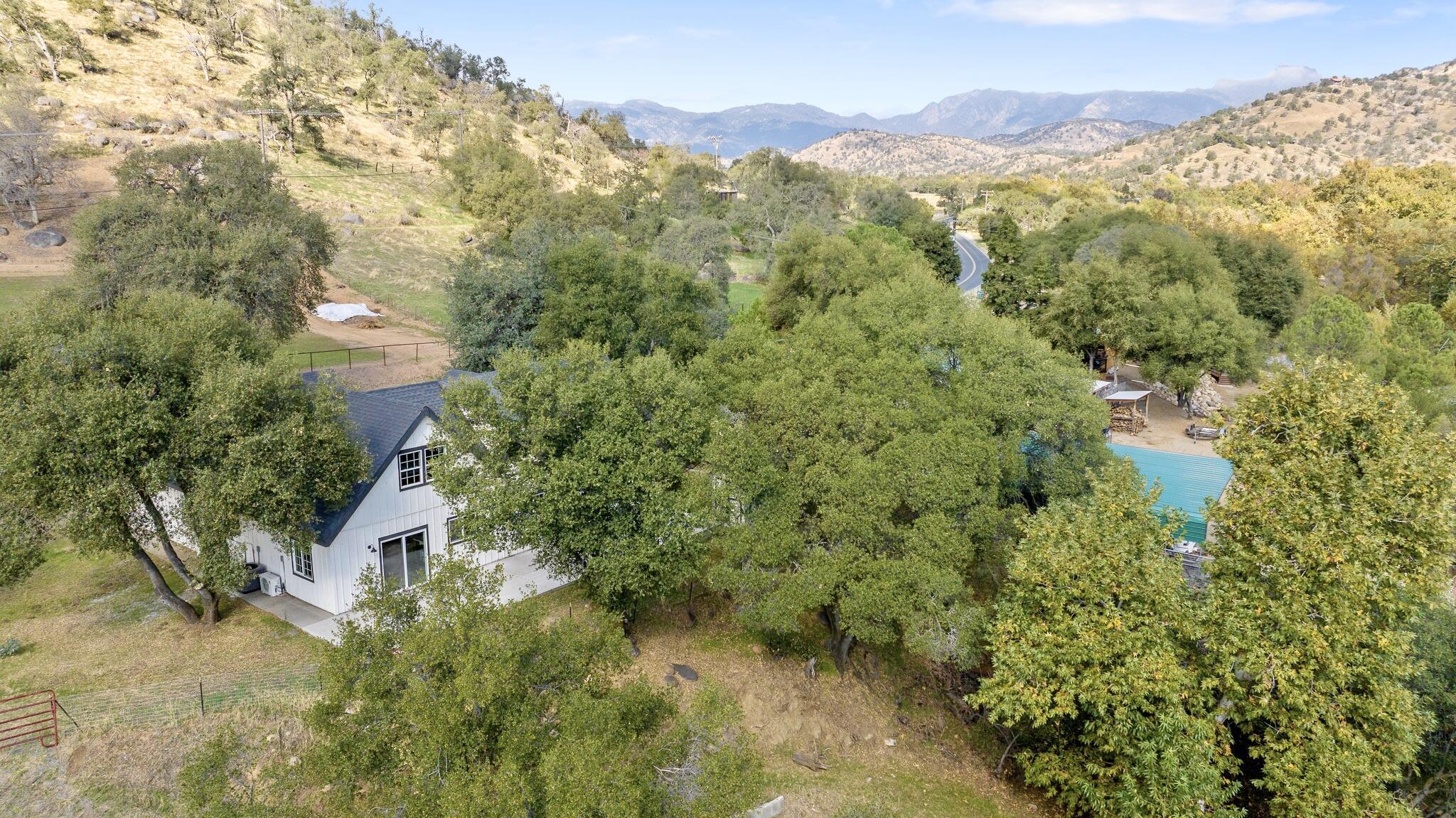 38129 Balch Park Rd, Springville, CA 93265