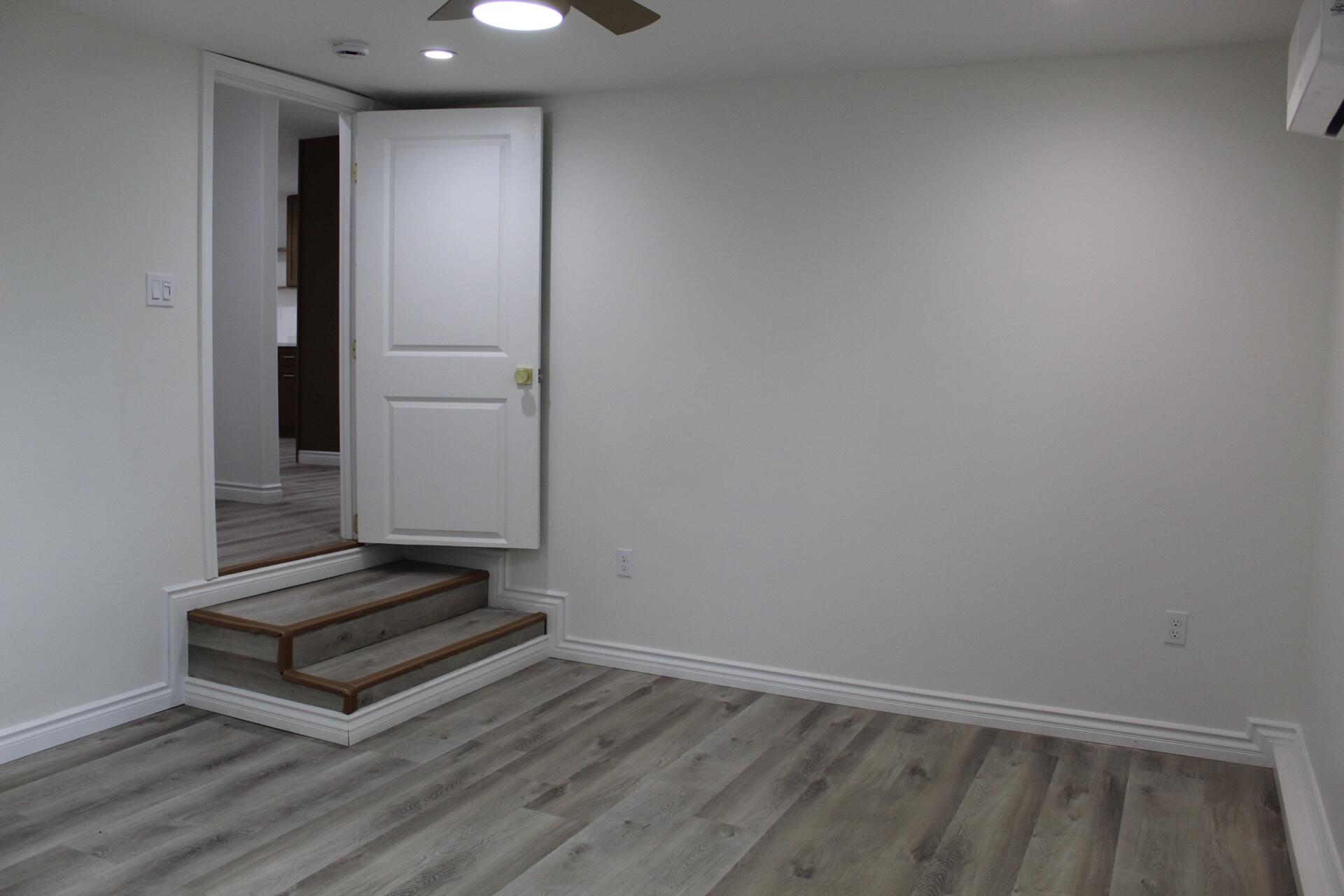 264 S Orange Ave, Exeter, CA 93221