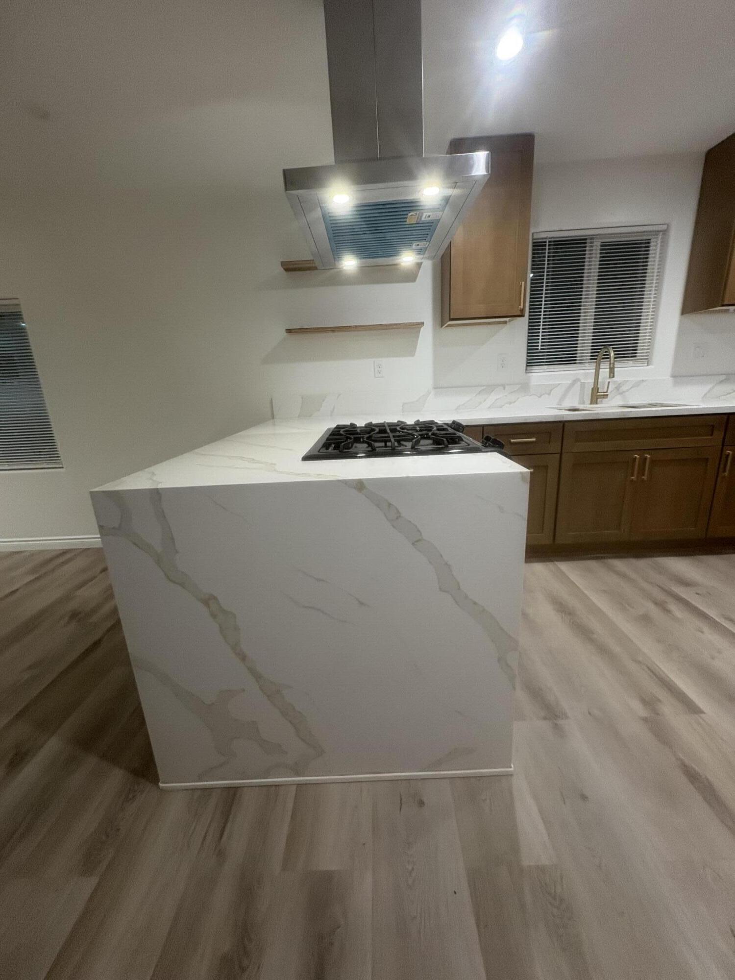 264 S Orange Ave, Exeter, CA 93221