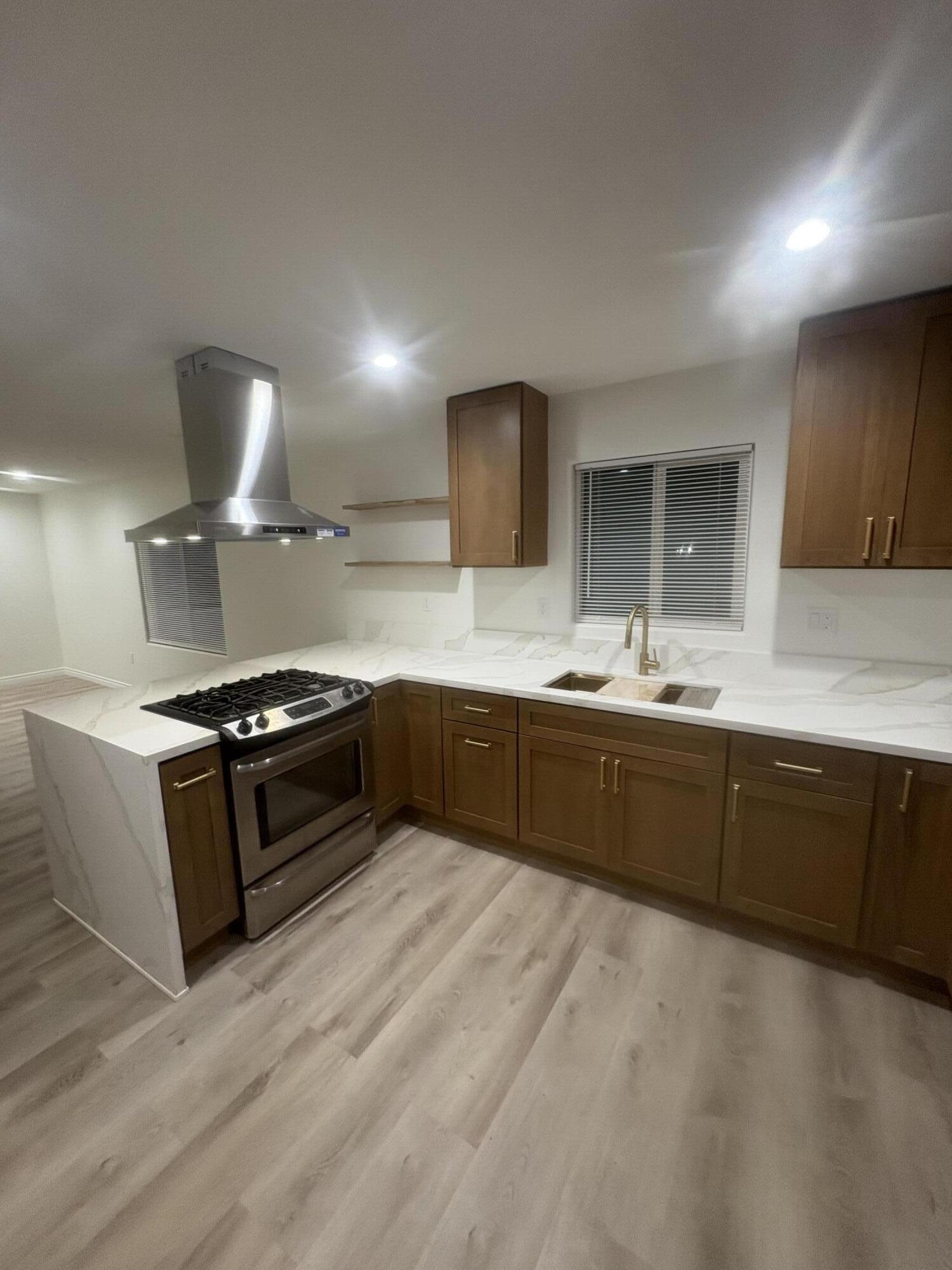 264 S Orange Ave, Exeter, CA 93221