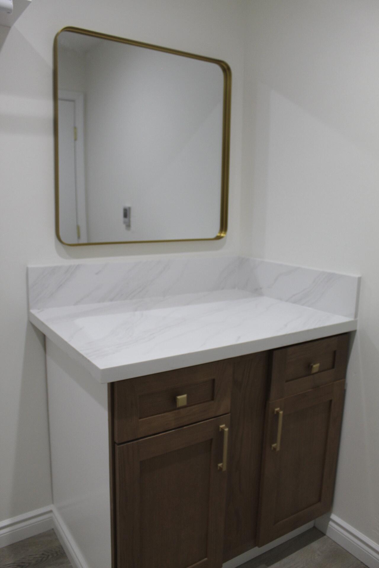 264 S Orange Ave, Exeter, CA 93221