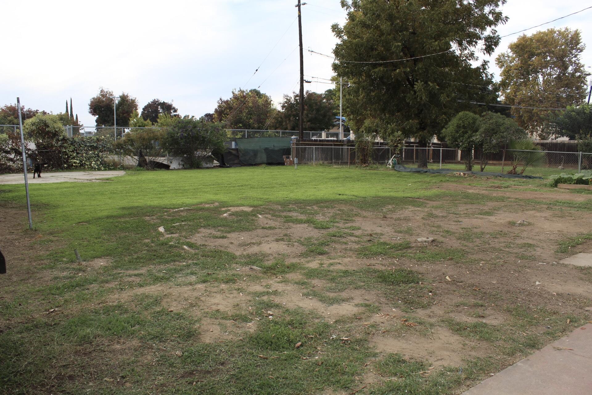 264 S Orange Ave, Exeter, CA 93221