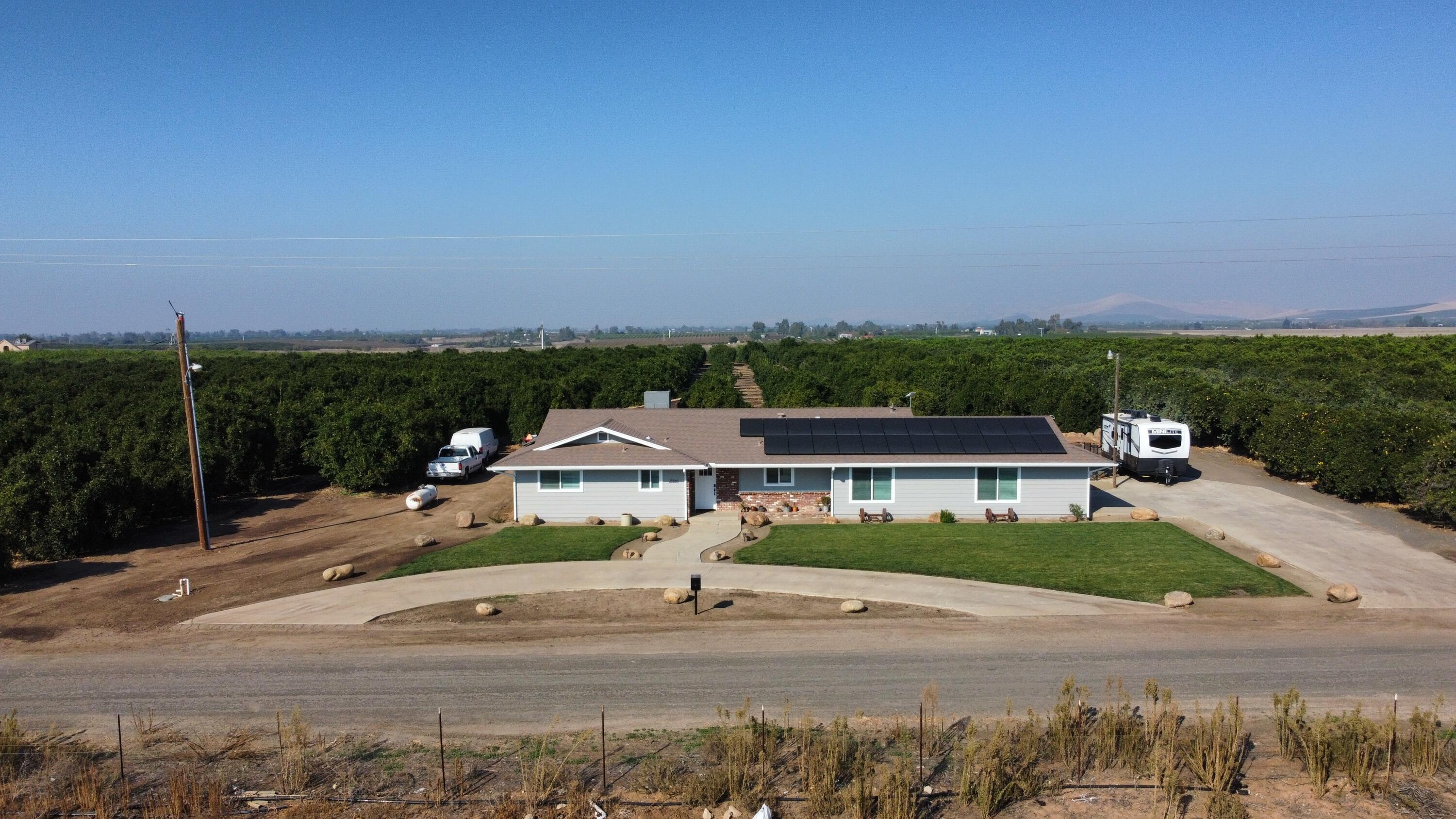 25386 78 Ave, Terra Bella, CA 93270