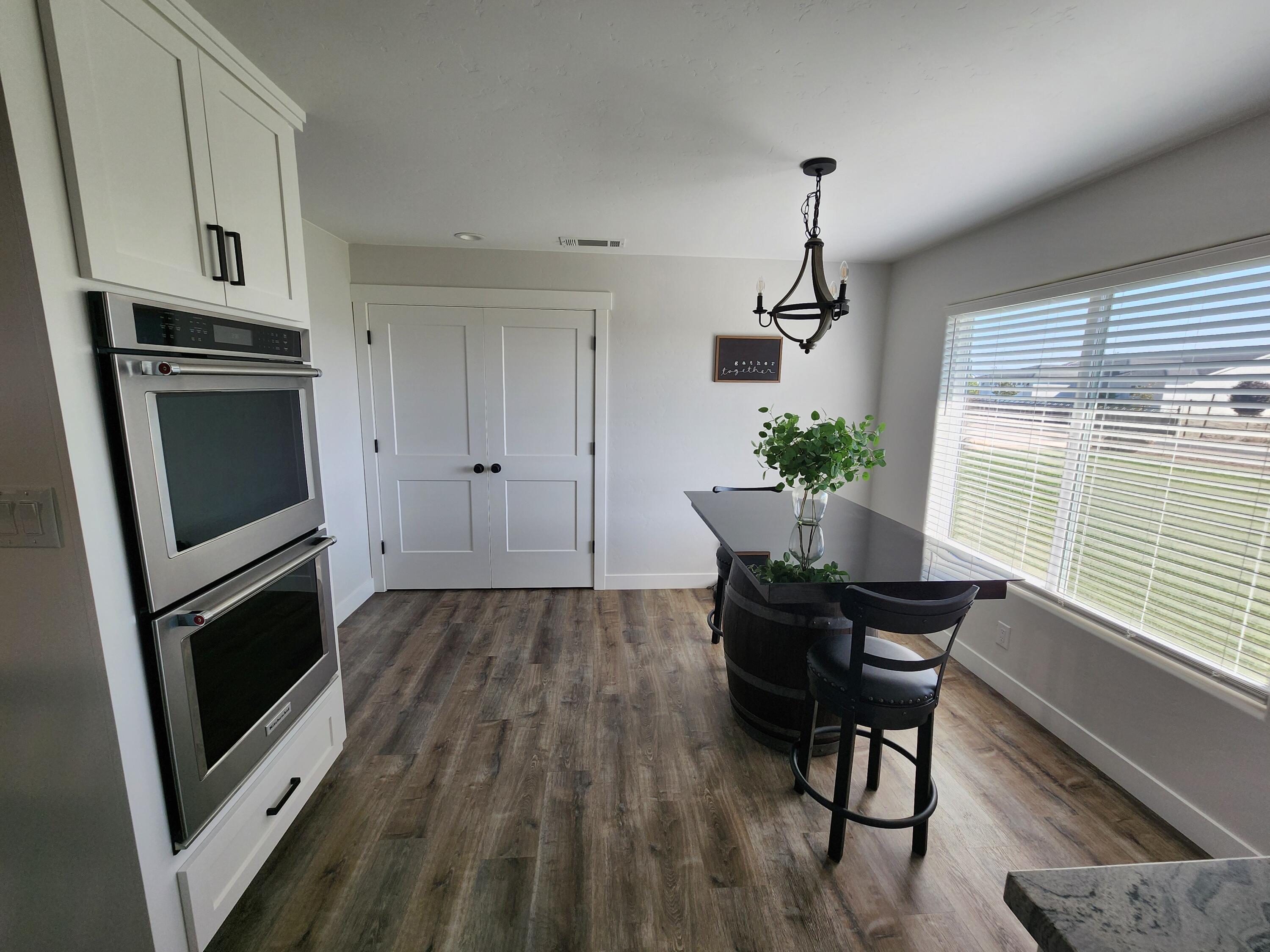 25386 78 Ave, Terra Bella, CA 93270