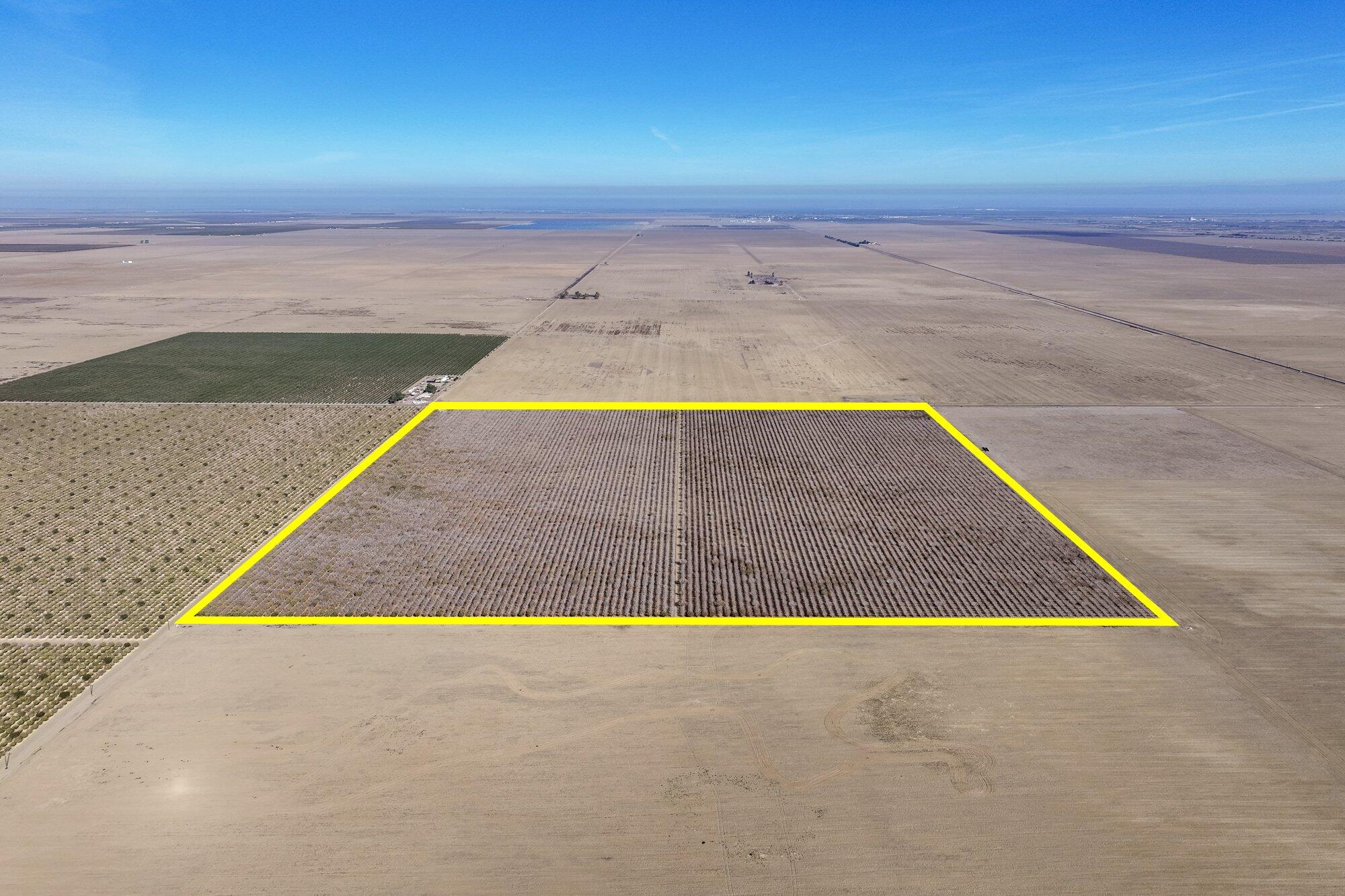 33571 W Adams Ave, Mendota, CA 93640