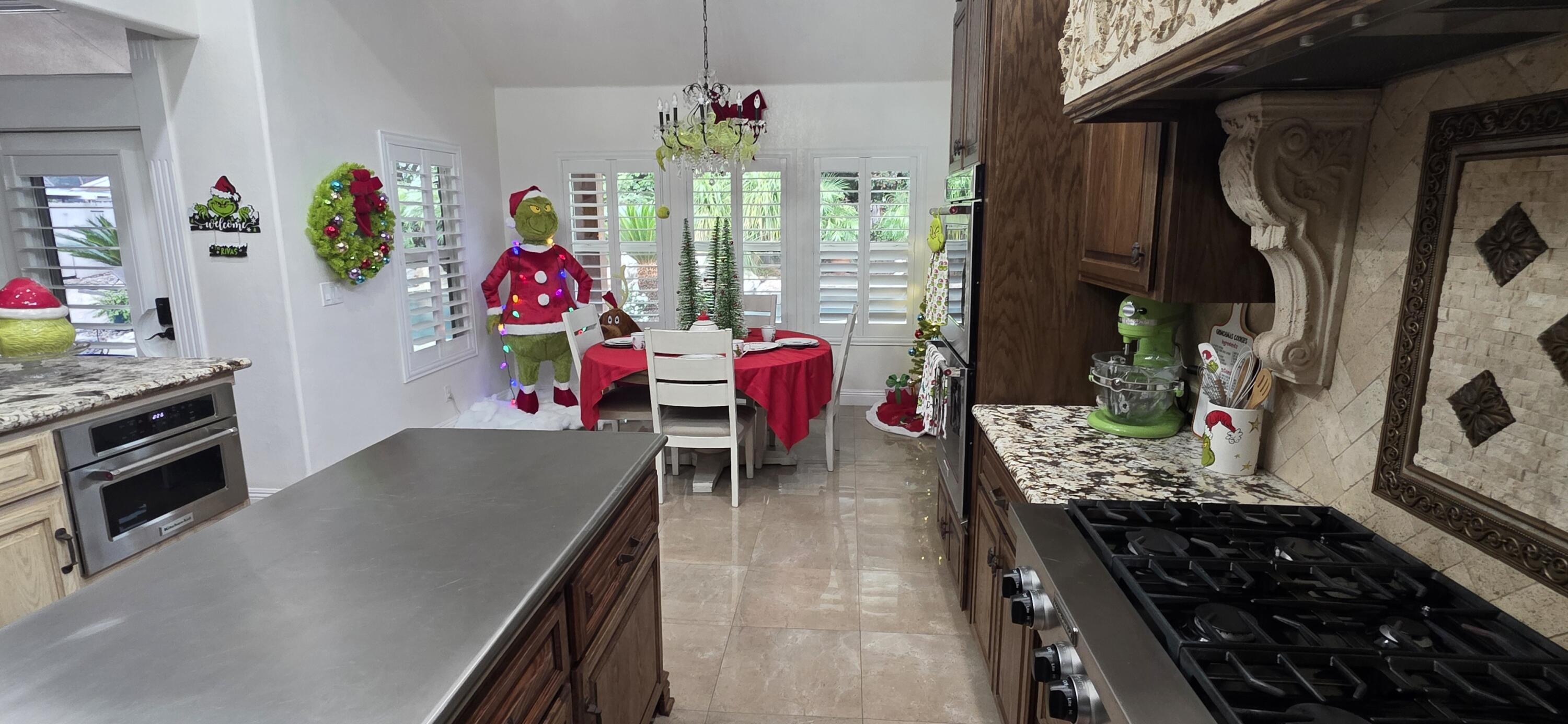 3435 S Bridge St, Visalia, CA 93277