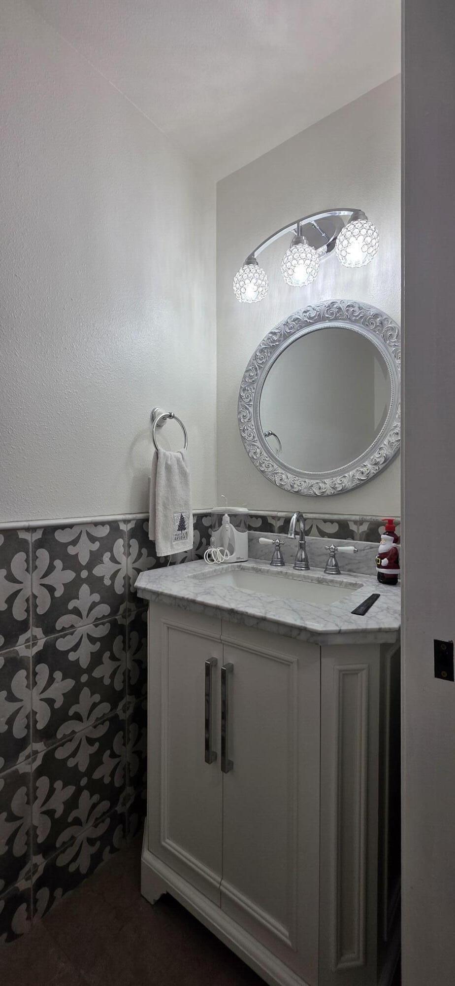 3435 S Bridge St, Visalia, CA 93277