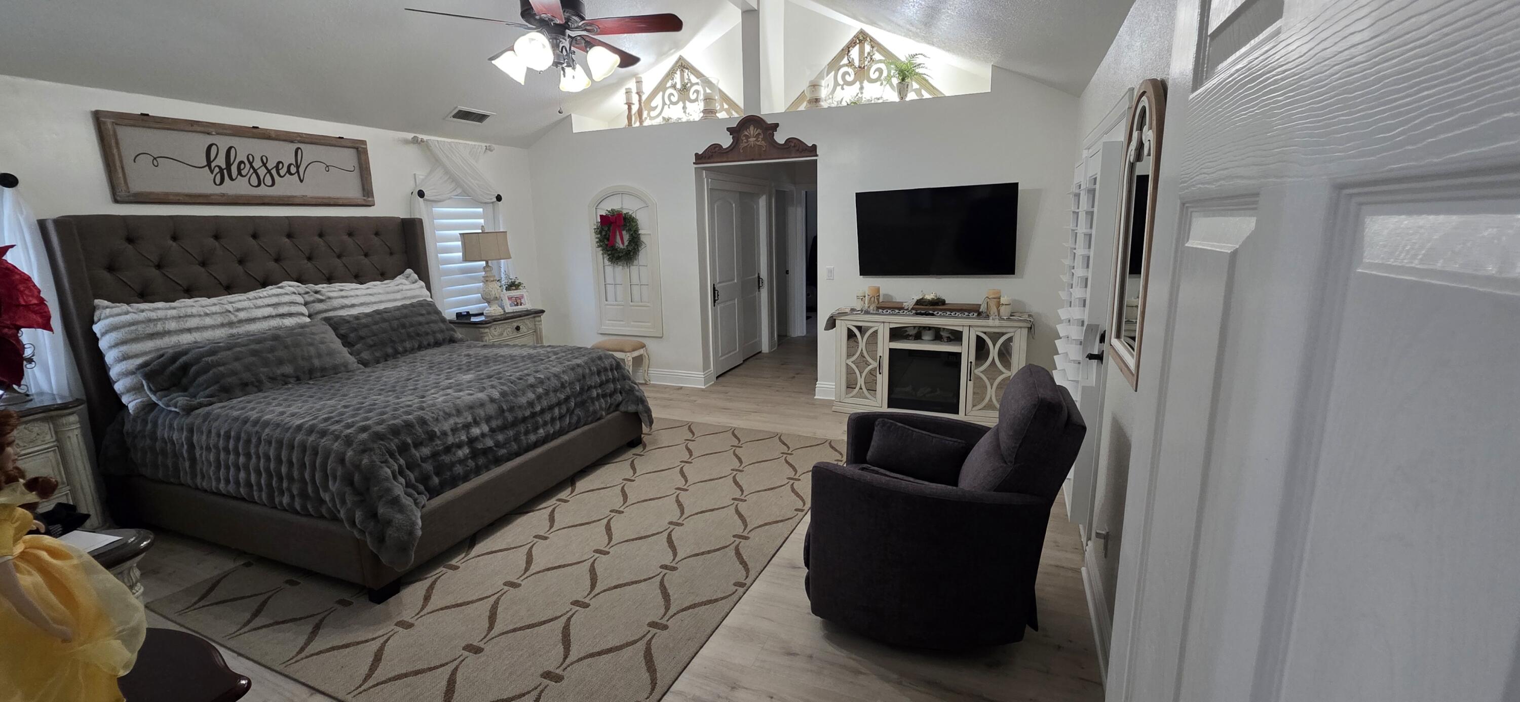 3435 S Bridge St, Visalia, CA 93277