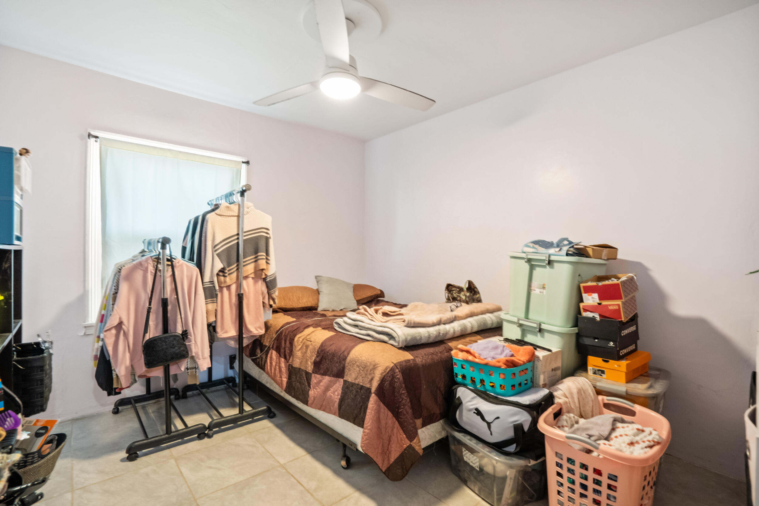 717 W Kern Ave, Tulare, CA 93274