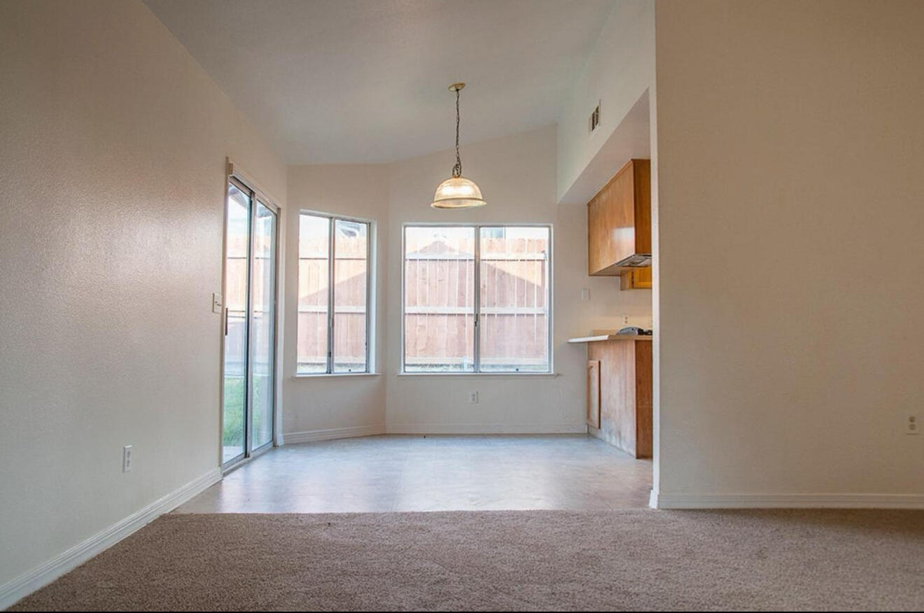 125 N Martin St, Porterville, CA 93257