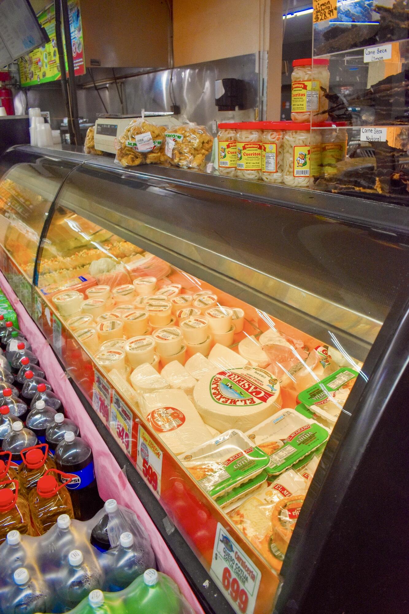 408 S Mirage Ave, Lindsay, CA 93247