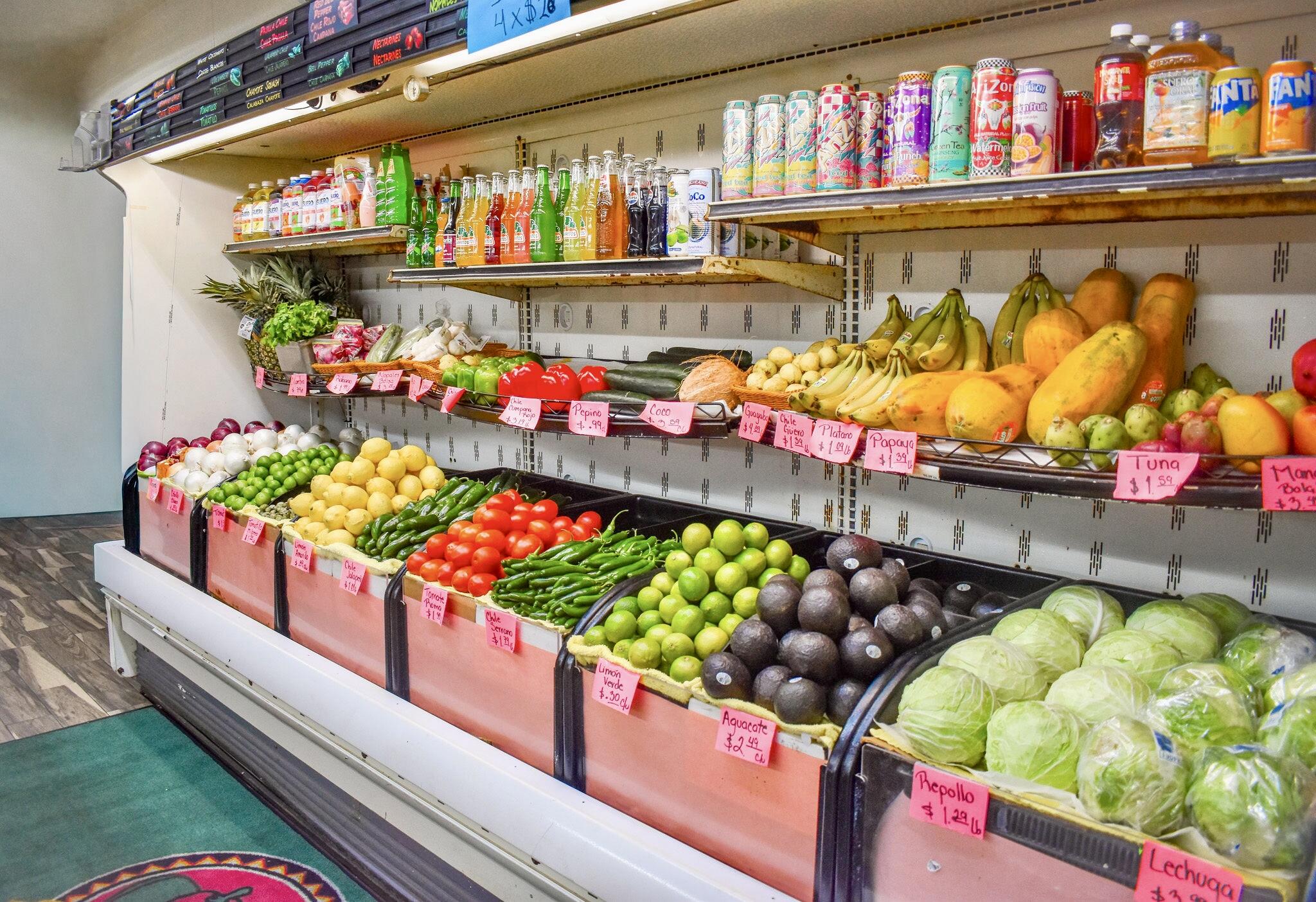 408 S Mirage Ave, Lindsay, CA 93247