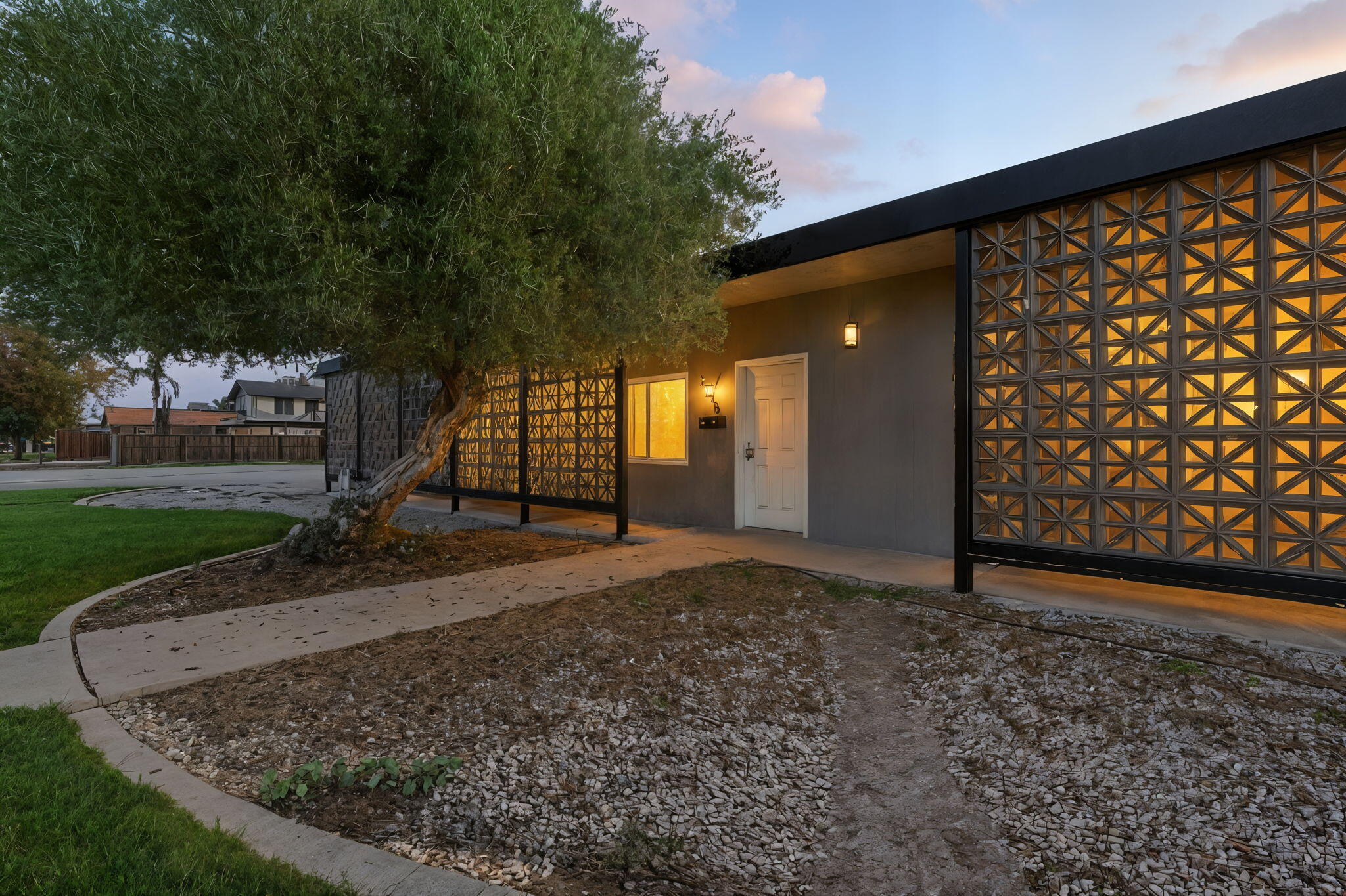 1326 Patterson Ave, Corcoran, CA 93212