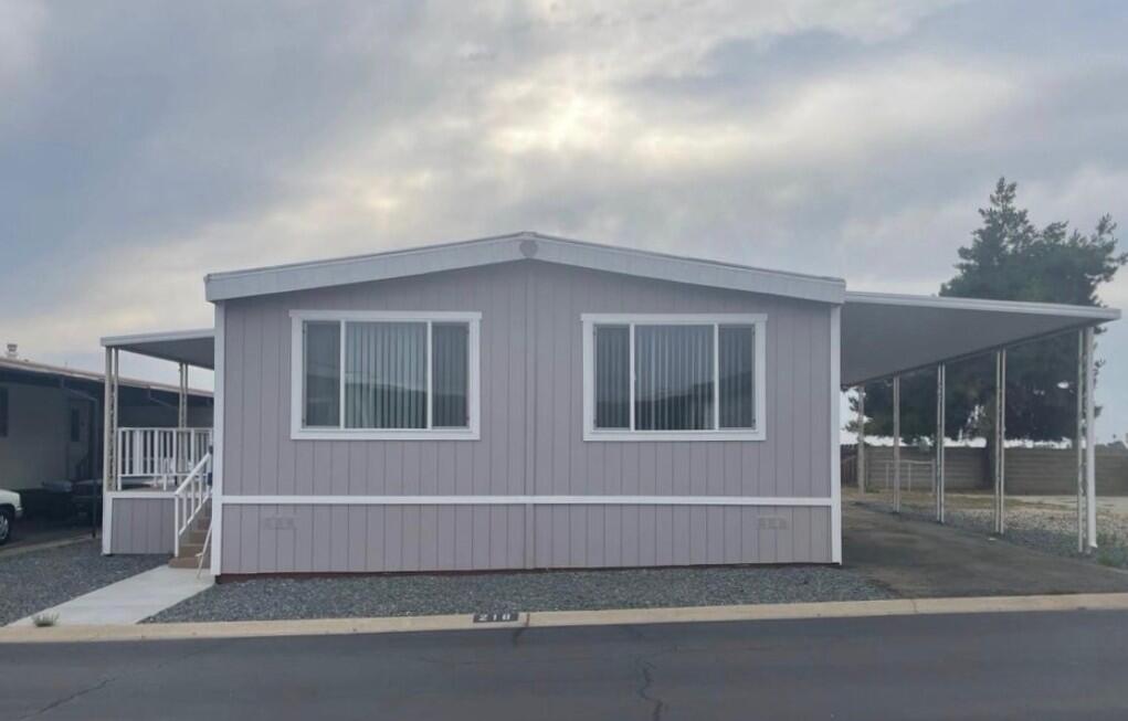 720 E Worth Ave #218, Porterville, CA 93257